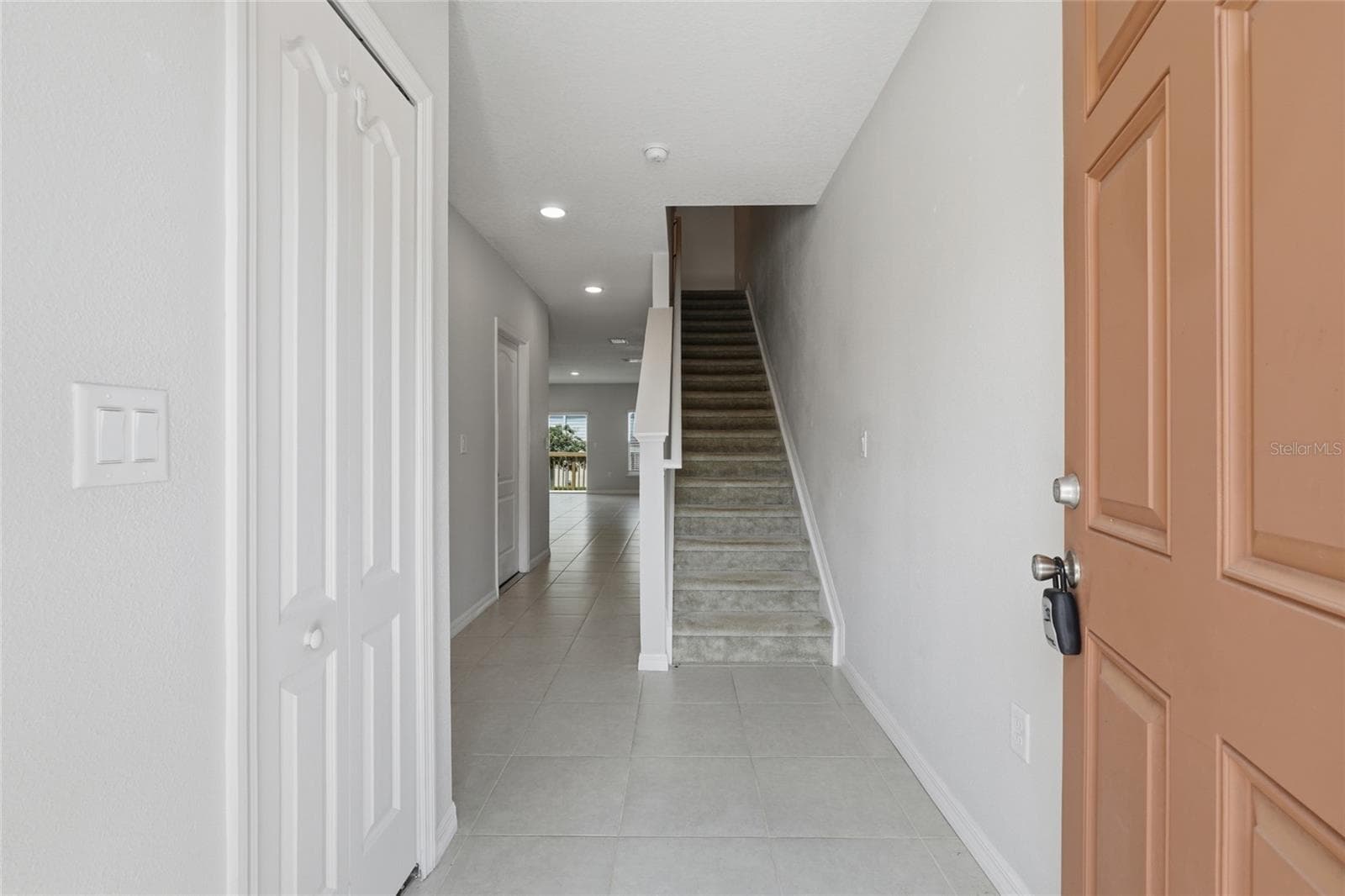 Townhouse at 3857 HAMPSTEAD LN, LAKELAND, photo 2 of 41