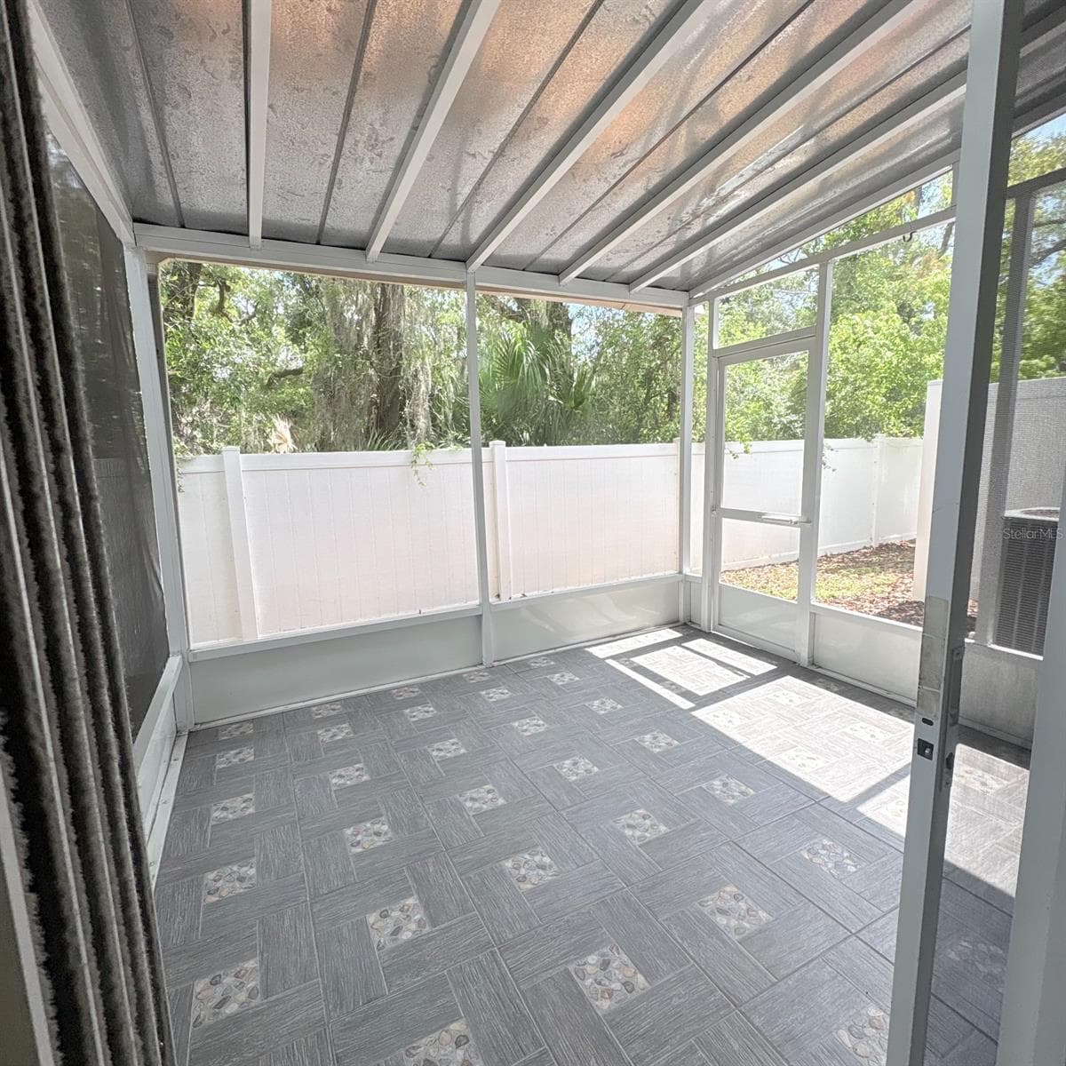 Townhouse at 7234 GRAND ELM DR, RIVERVIEW, photo 12 of 16