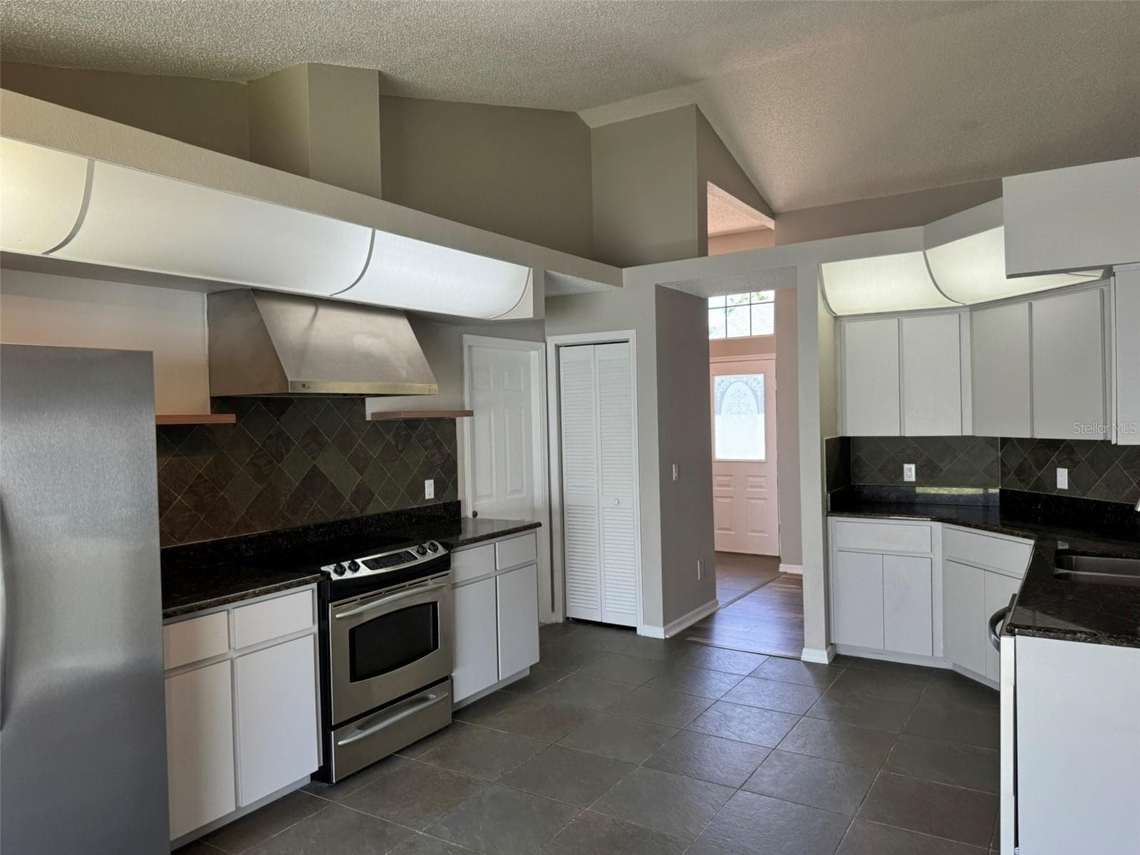 Single Family Residence at 10104 BEEFMASTER CT, NEW PORT RICHEY, photo 4 of 20