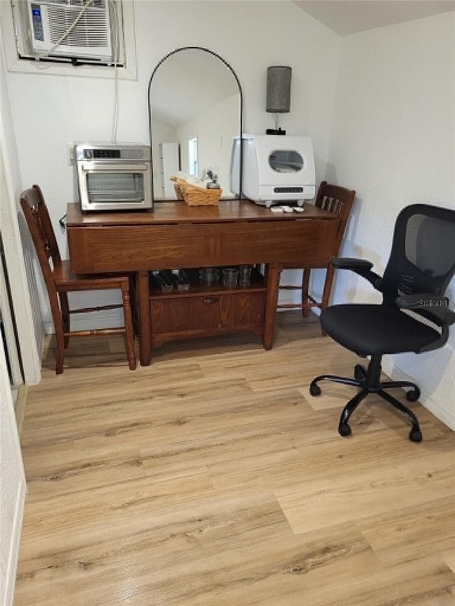 Seperate unit/office working area - 1040 S OHIO AVE, LAKELAND