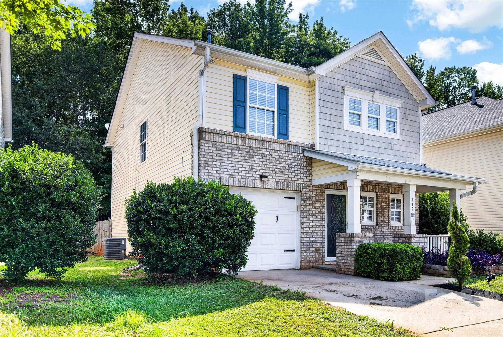 Single Family Residence at Charlotte, photo 3 of 31