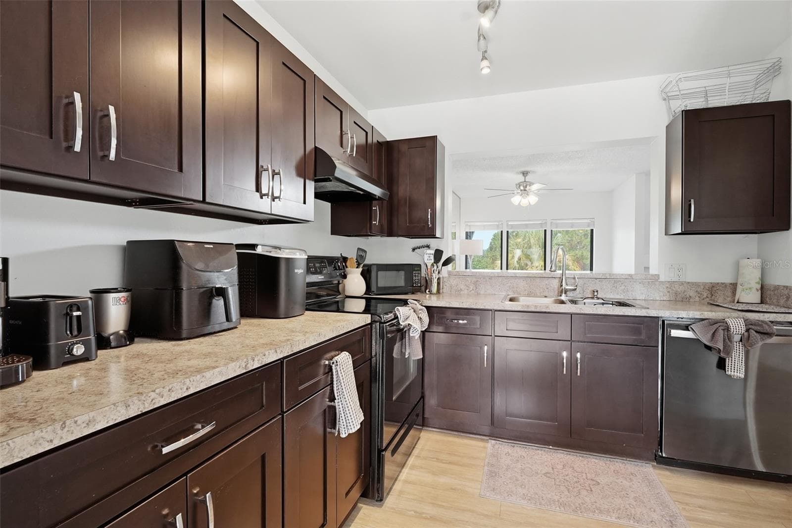 Condominium at 2216 STONINGTON AVE #2216, ORLANDO, photo 12 of 35