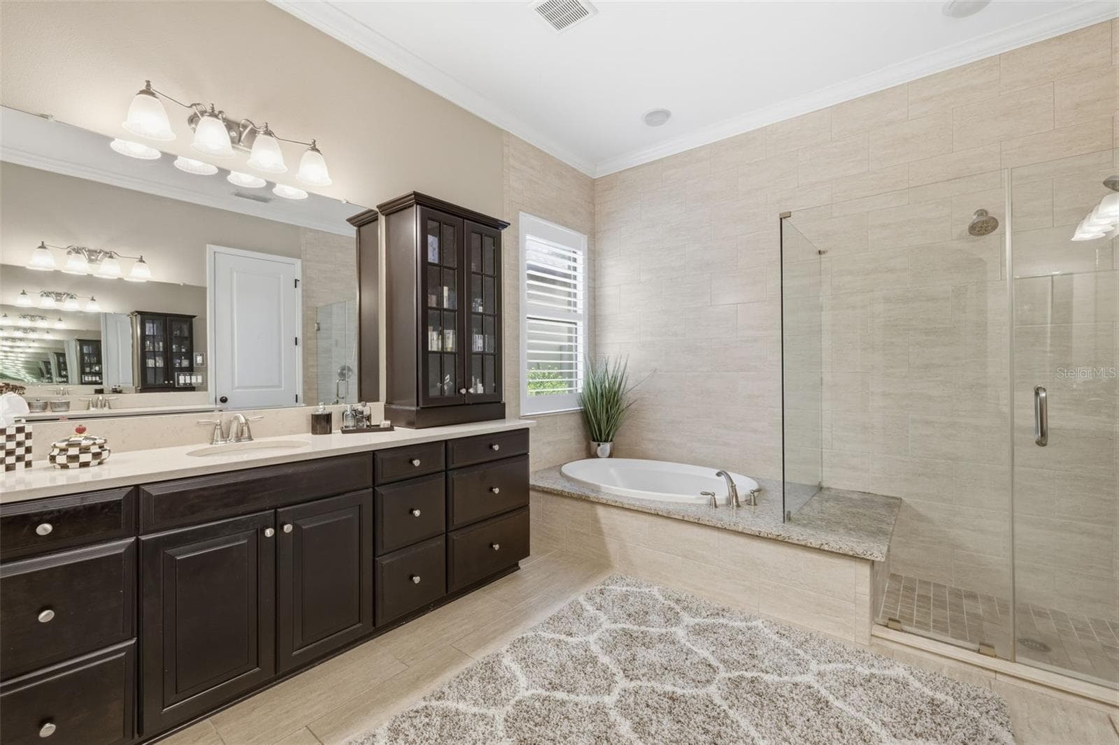 Single Family Residence at 14231 AVON FARMS DR, TAMPA, photo 33 of 66
