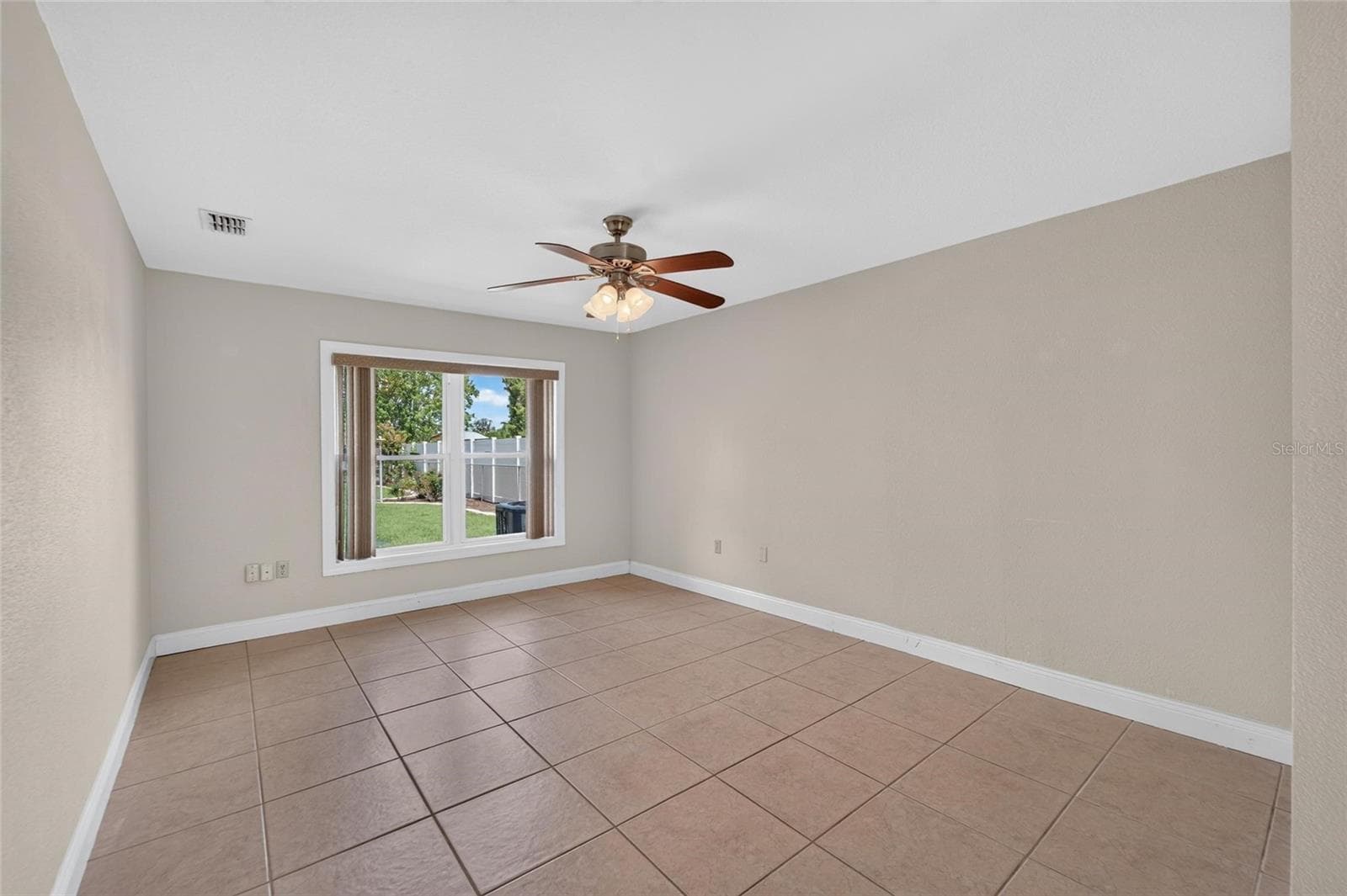 Single Family Residence at 5309 ST LUCIA DR, LAKELAND, photo 12 of 97