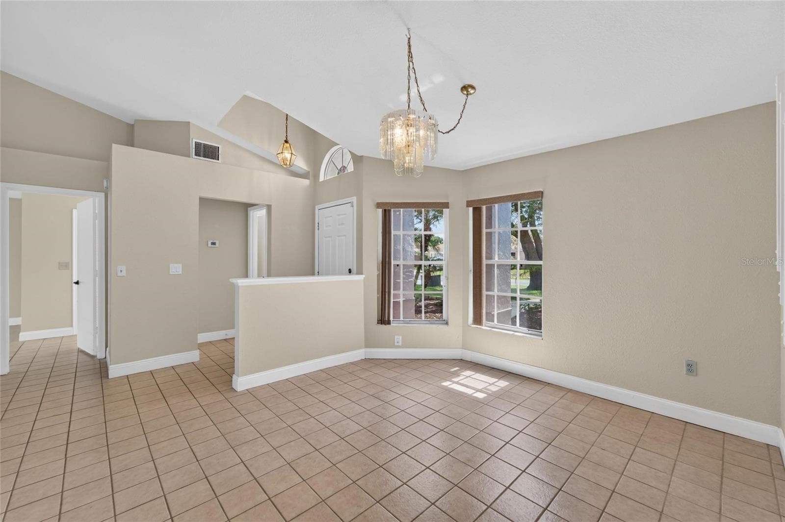 Single Family Residence at 5309 ST LUCIA DR, LAKELAND, photo 24 of 97