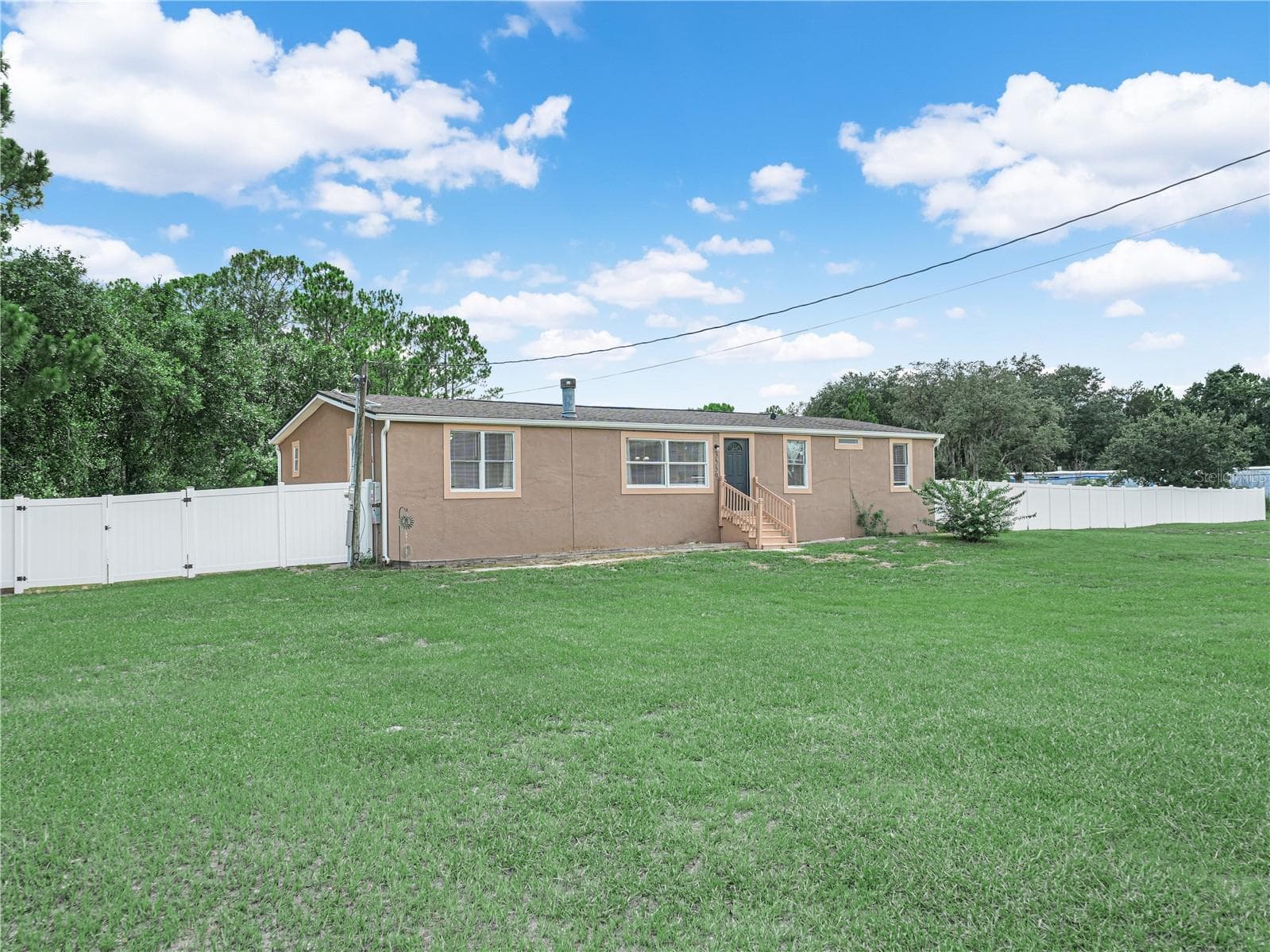 Manufactured Home at 3559 REAGAN BLVD, LAKE WALES, photo 3 of 45
