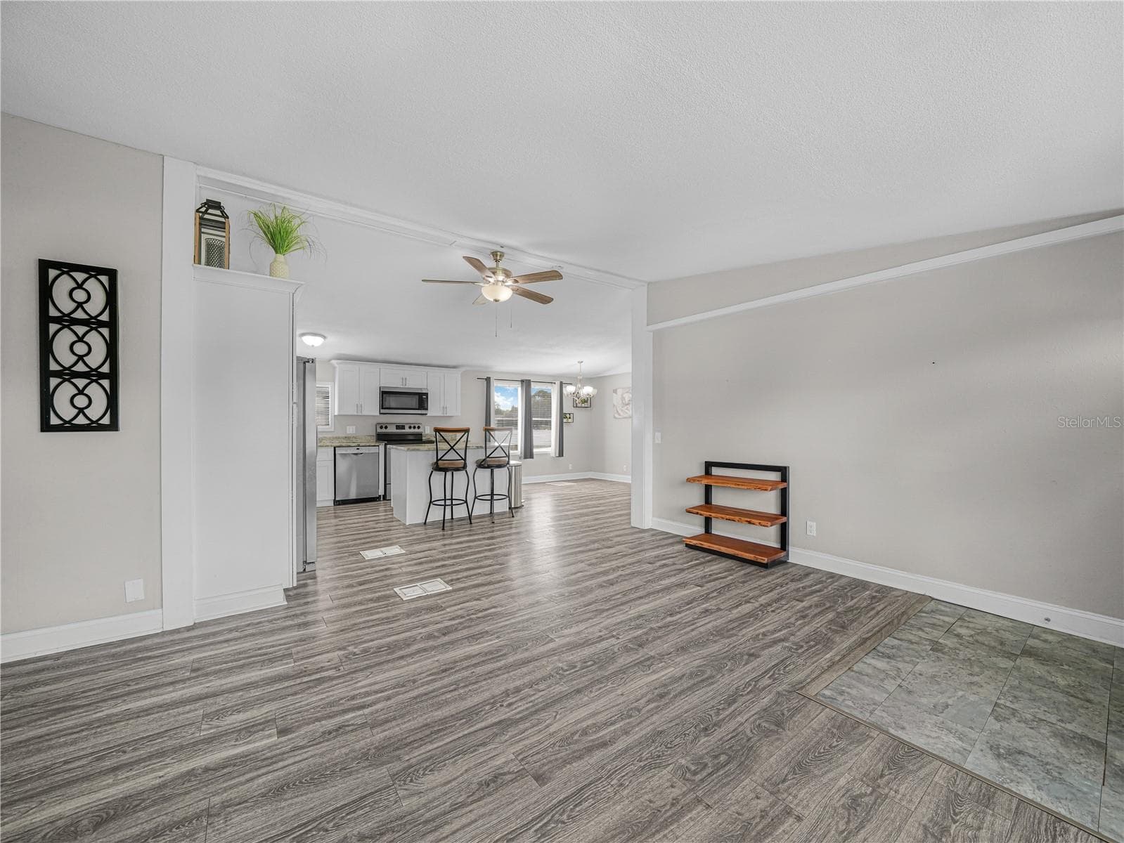 Manufactured Home at 3559 REAGAN BLVD, LAKE WALES, photo 6 of 45