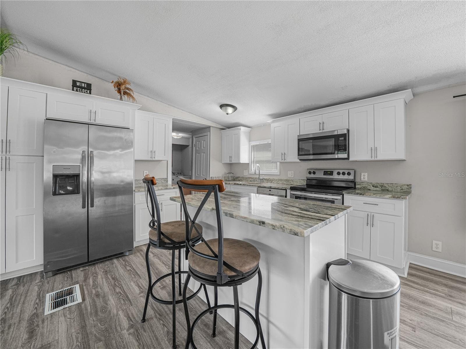 Manufactured Home at 3559 REAGAN BLVD, LAKE WALES, photo 8 of 45