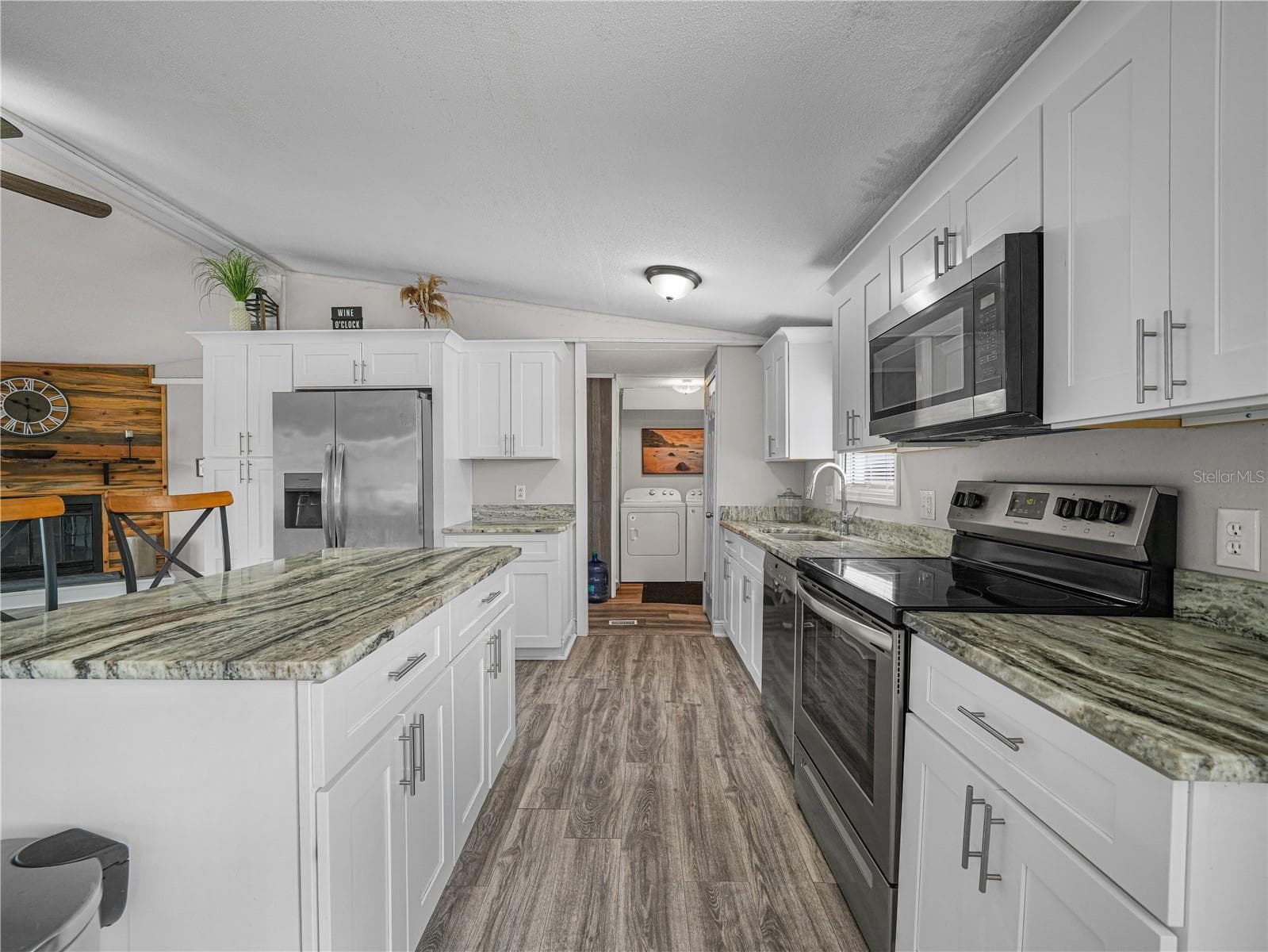 Manufactured Home at 3559 REAGAN BLVD, LAKE WALES, photo 10 of 45