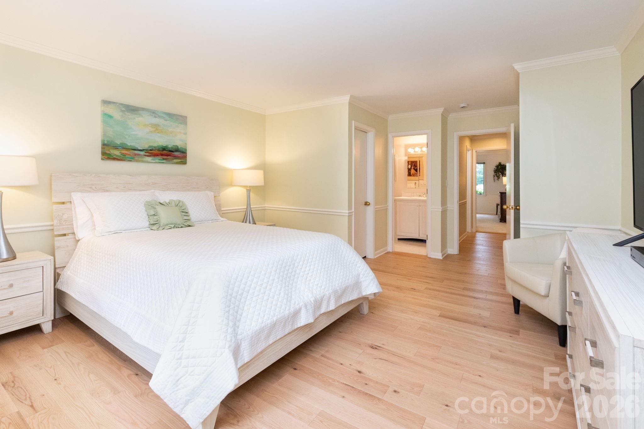 Condominium at 301 Crowfields Drive, Asheville, photo 11 of 28
