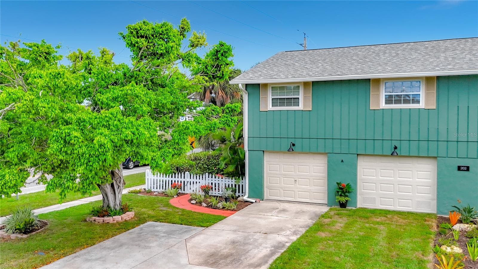 2 car garage space - 202 PEACOCK LN #A, HOLMES BEACH