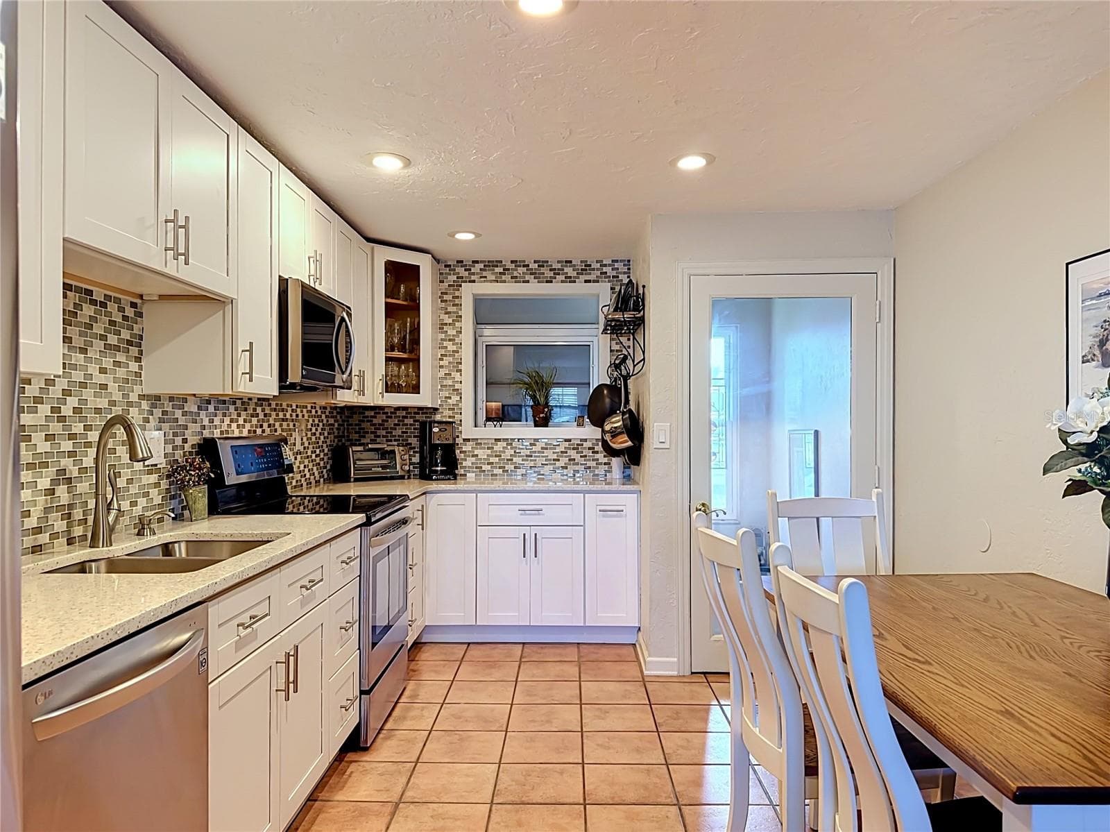 Single Family Residence at 202 PEACOCK LN #A, HOLMES BEACH, photo 4 of 66