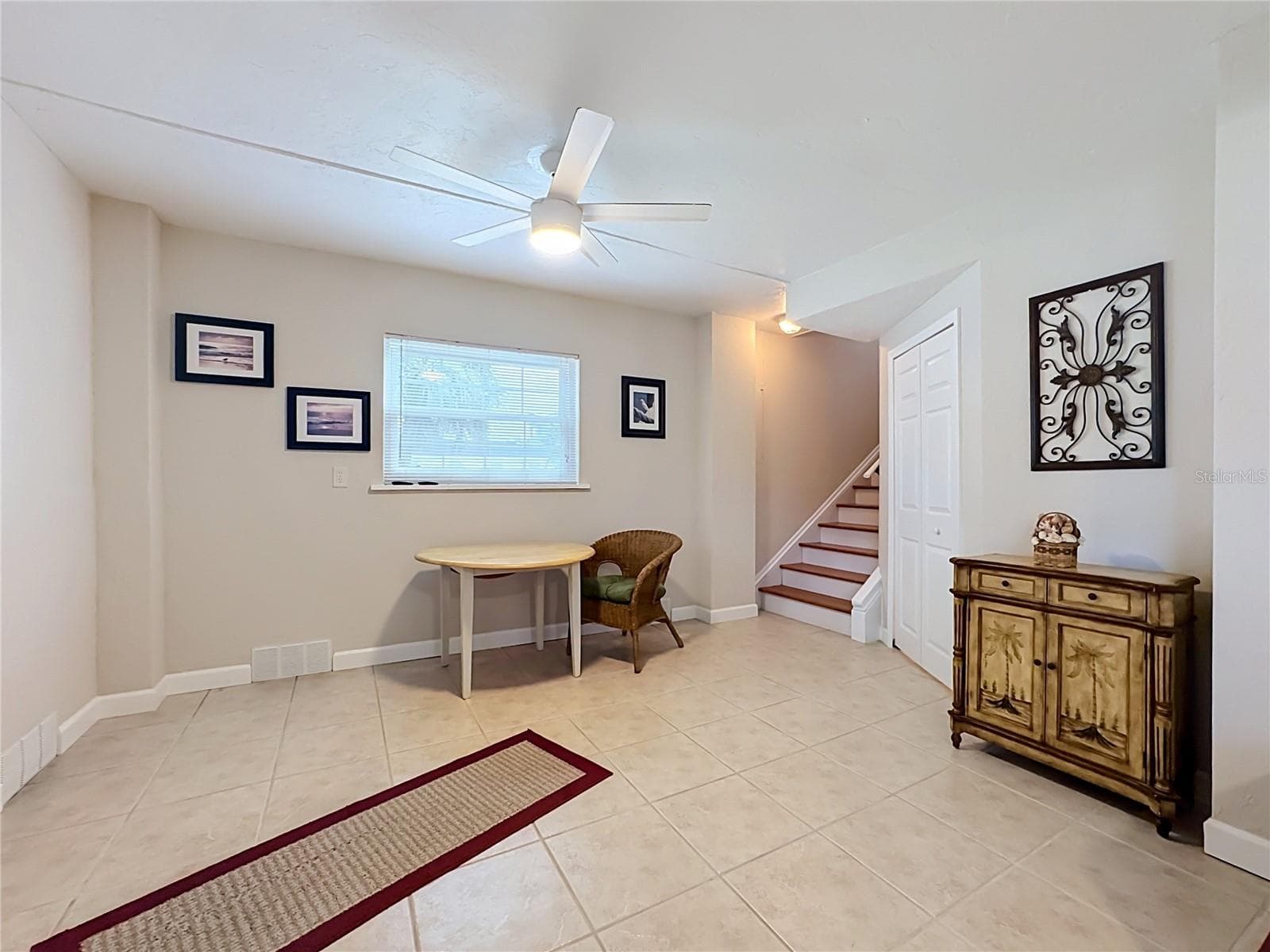 Enttry foyer - 202 PEACOCK LN #A, HOLMES BEACH
