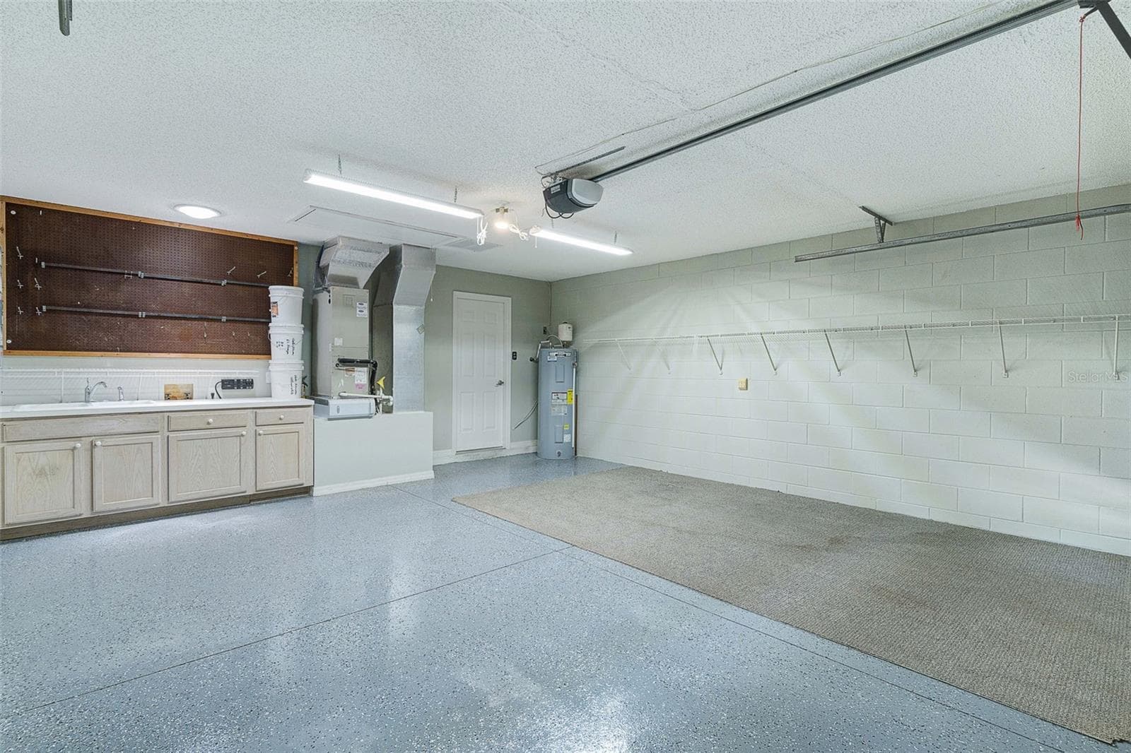 Garage - 1213 EL ESPARZA LN, THE VILLAGES