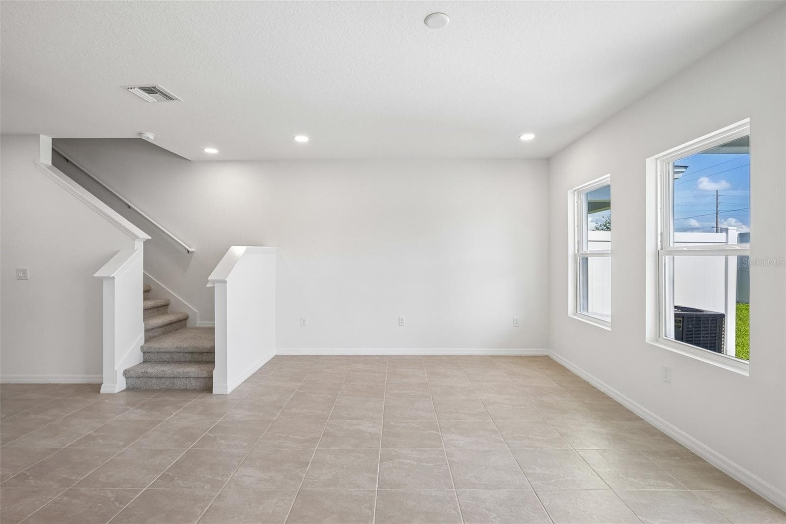 Townhouse at 34559 TURPINS AVE, ZEPHYRHILLS, photo 7 of 30