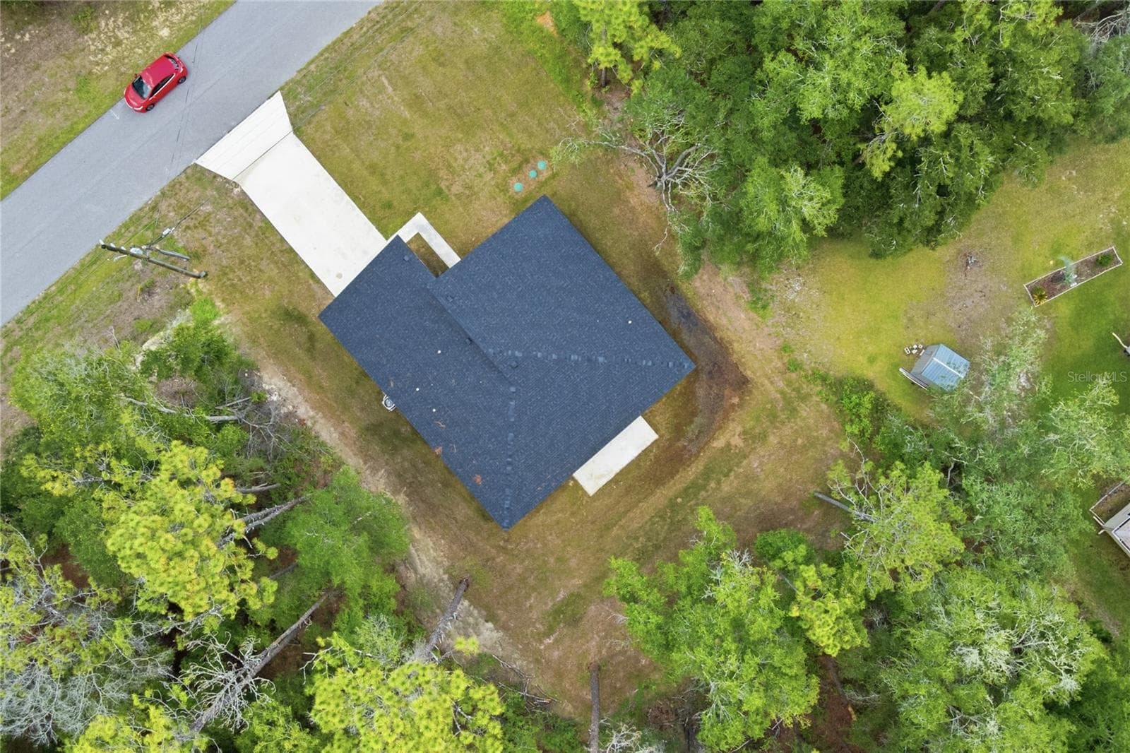 Single Family Residence at 8809 N CIRCULAR WAY, CITRUS SPRINGS, photo 6 of 35