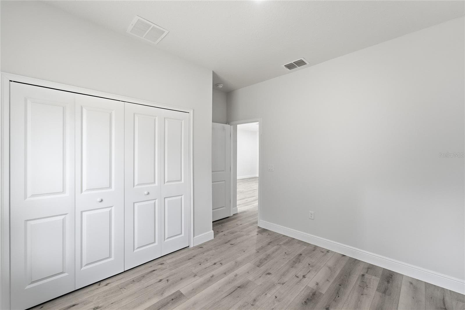 Single Family Residence at 8809 N CIRCULAR WAY, CITRUS SPRINGS, photo 23 of 35