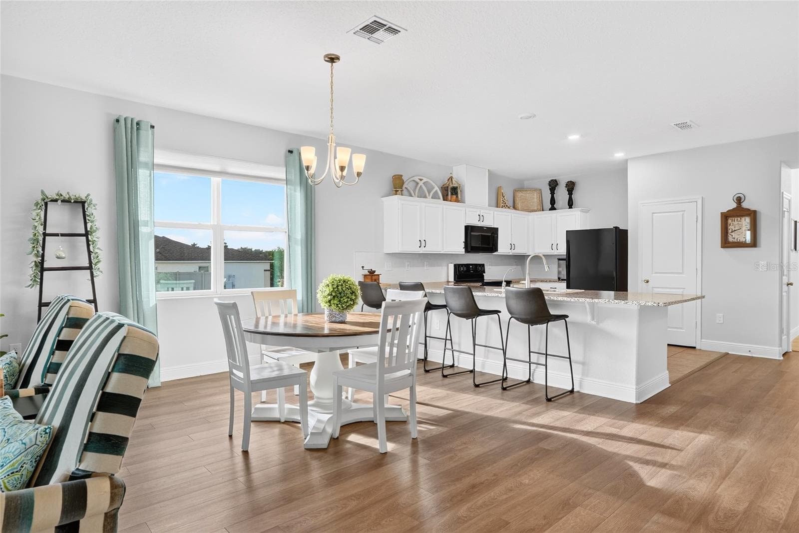 Open Concept Kitchen, DR, LR - 2364 CARRIAGE POINTE LOOP, APOPKA