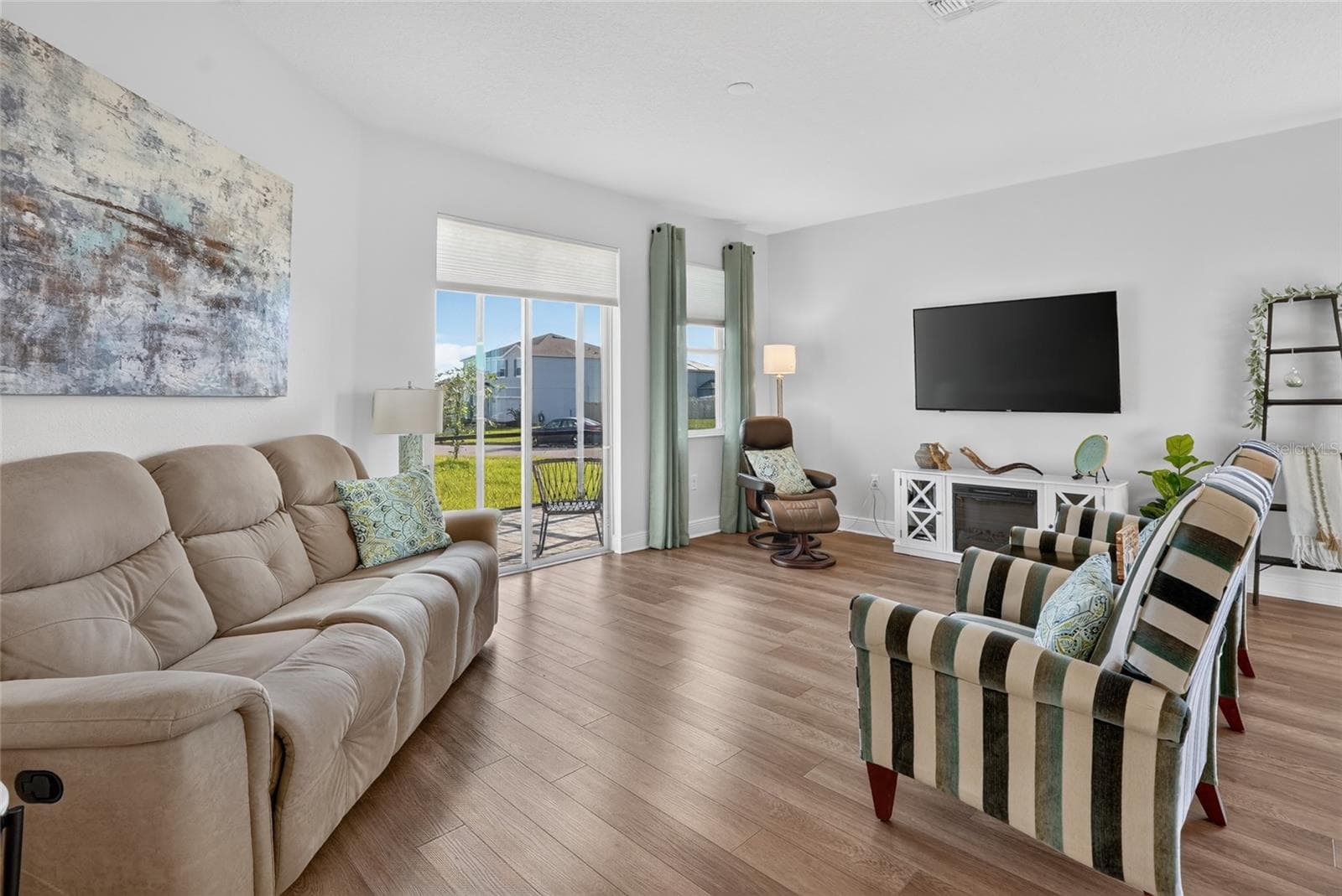 Open Concept Kitchen, DR, LR - 2364 CARRIAGE POINTE LOOP, APOPKA