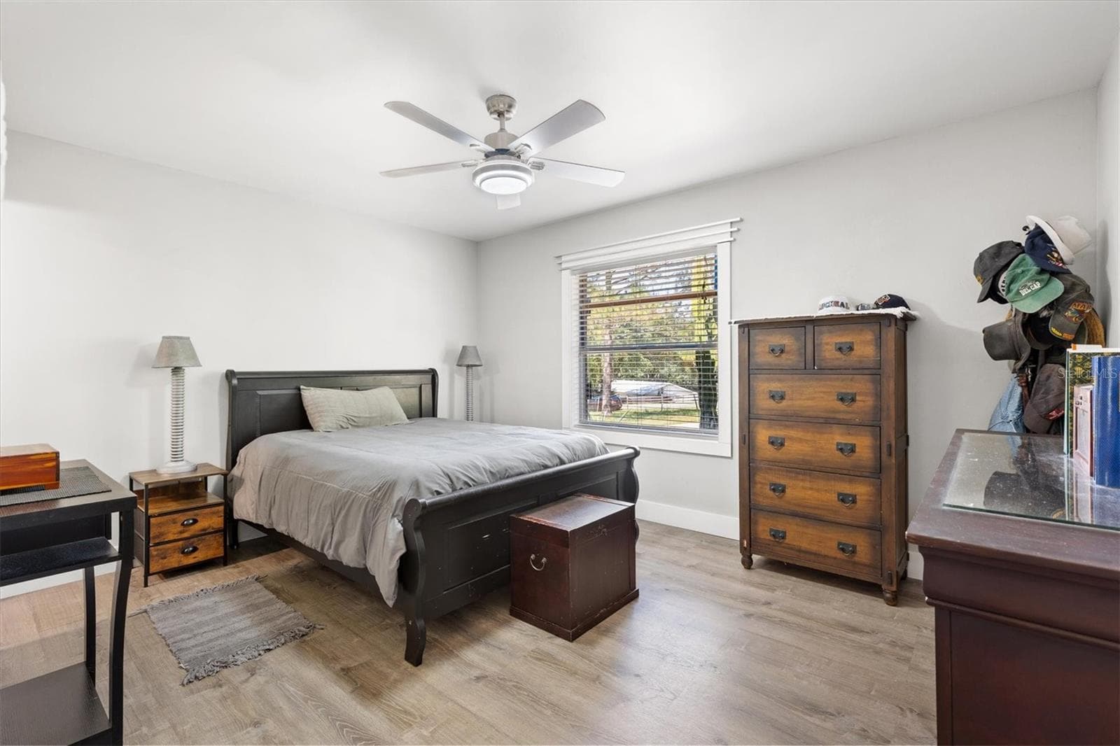 Single Family Residence at 37149 GRAYS AIRPORT RD, LADY LAKE, photo 15 of 29