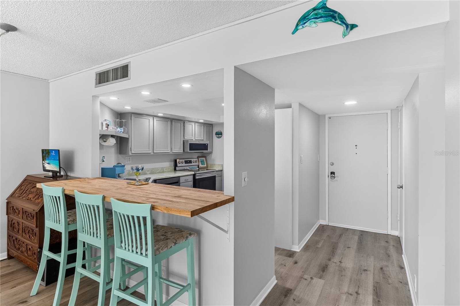 Condominium at 7400 SUN ISLAND DR S #203, SOUTH PASADENA, photo 10 of 32
