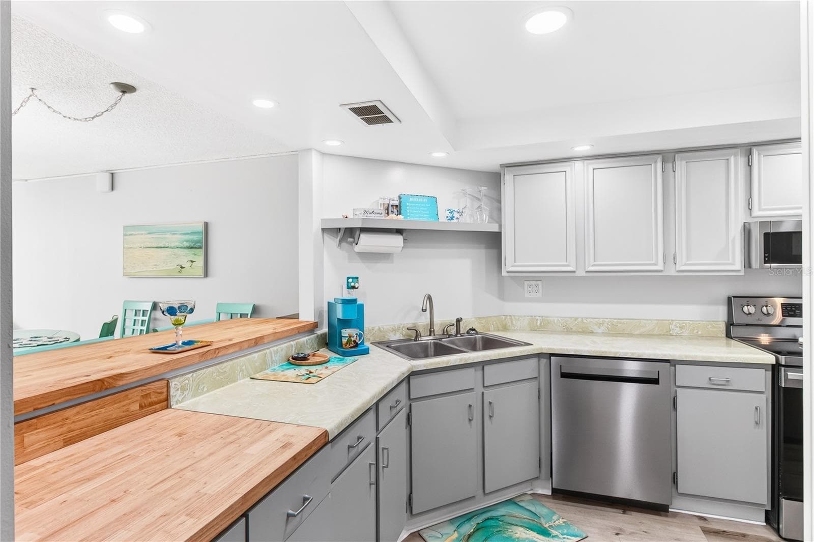 Condominium at 7400 SUN ISLAND DR S #203, SOUTH PASADENA, photo 12 of 32
