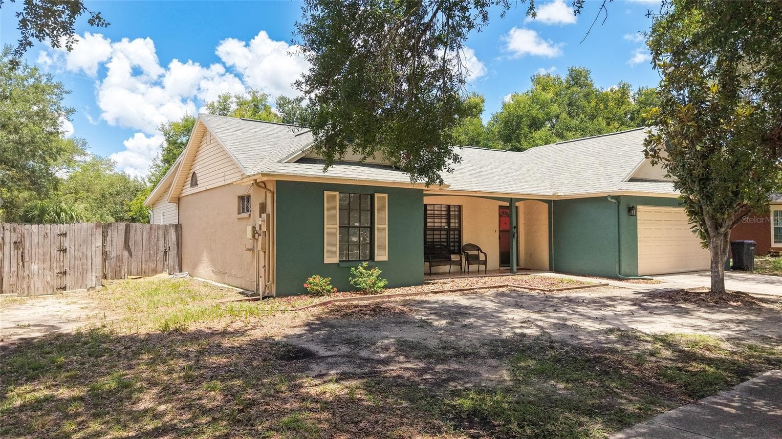 Single Family Residence at 1048 MALLETWOOD DR, BRANDON, photo 8 of 55