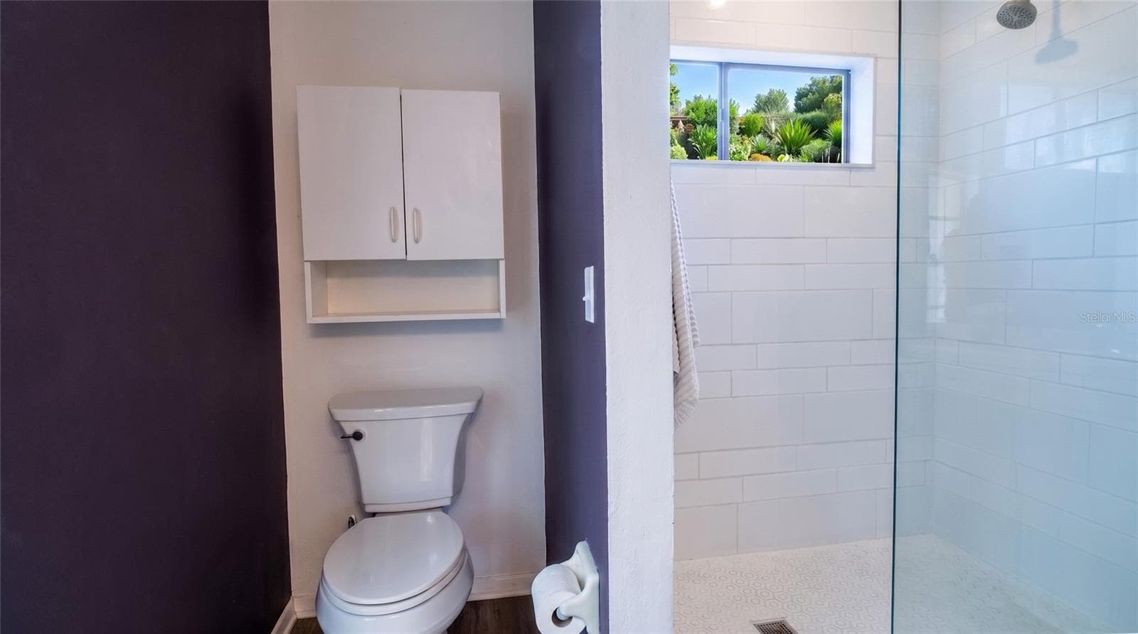 Single Family Residence at 1048 MALLETWOOD DR, BRANDON, photo 25 of 55