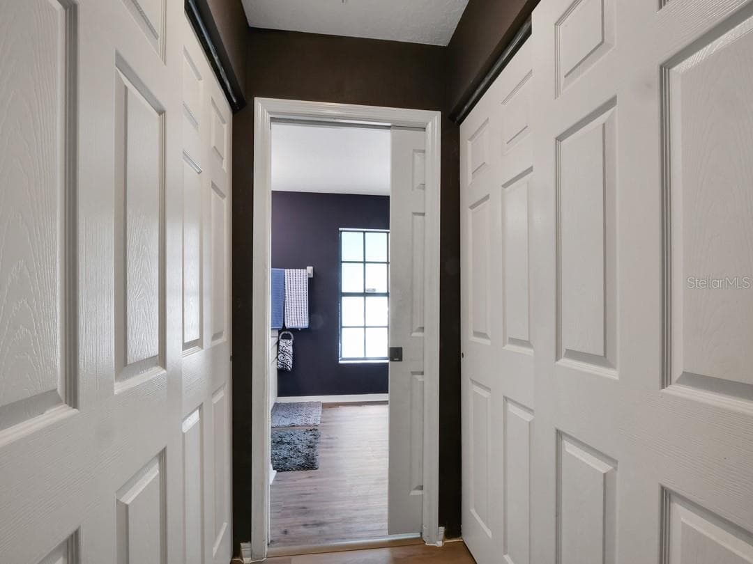 Single Family Residence at 1048 MALLETWOOD DR, BRANDON, photo 28 of 55