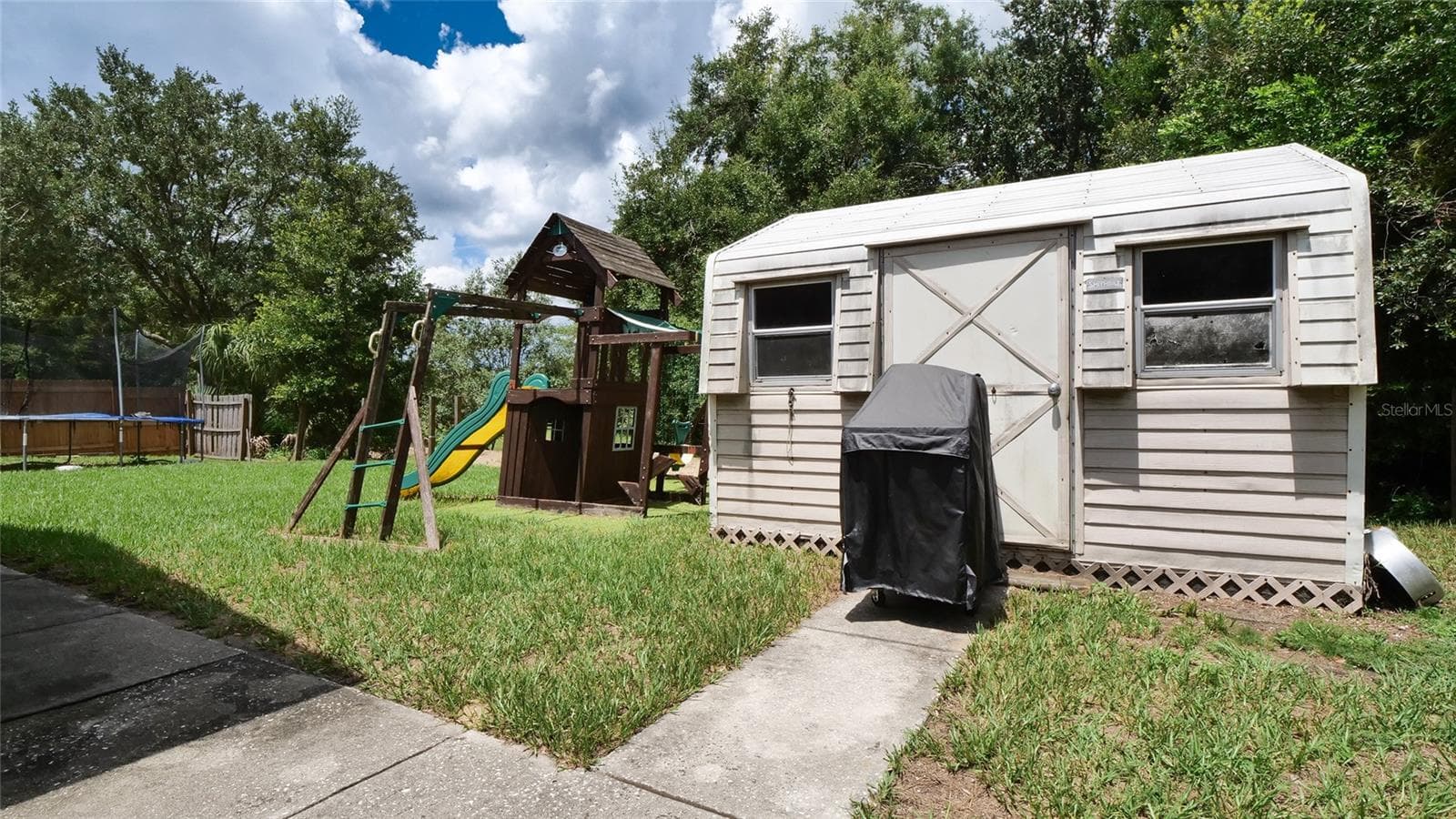Single Family Residence at 1048 MALLETWOOD DR, BRANDON, photo 50 of 55