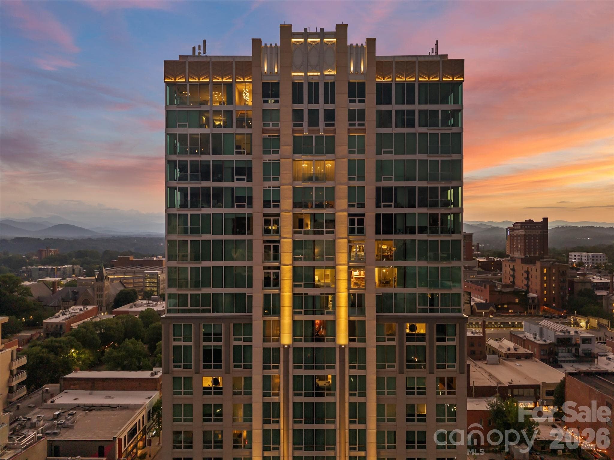 Condominium at Asheville, photo 3 of 41