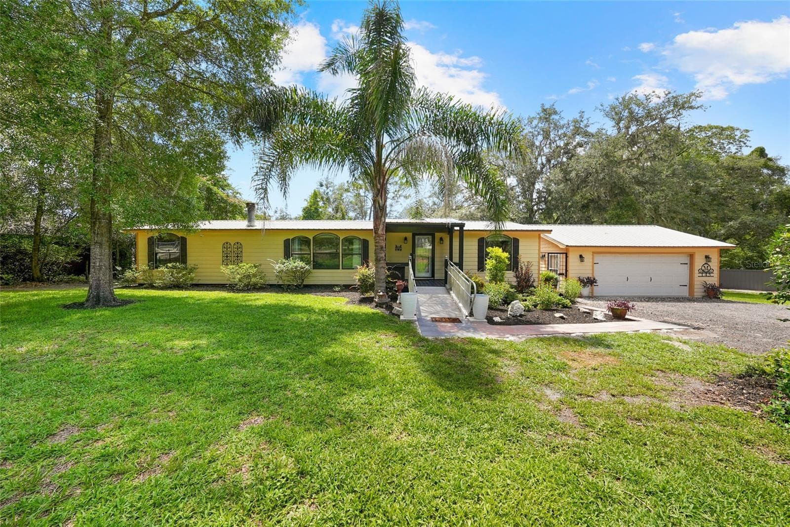 145 CRYSTAL LAKE DR