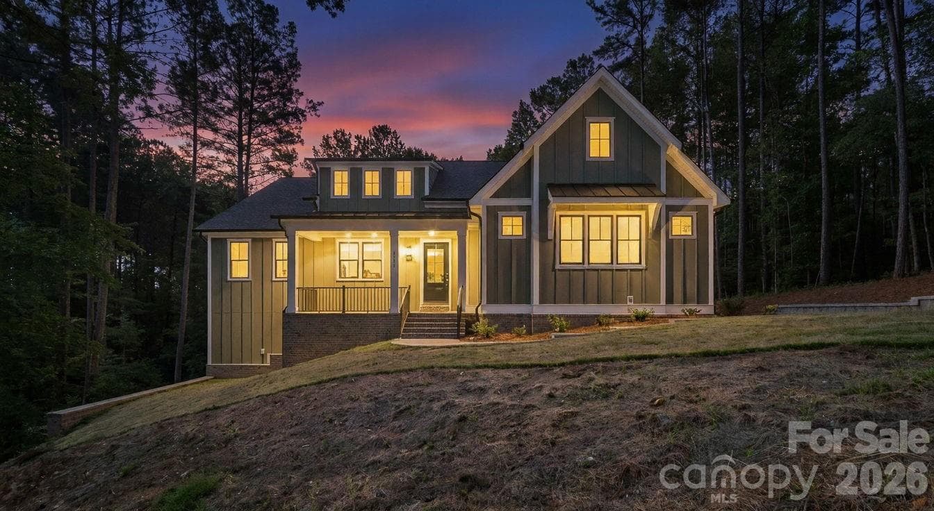 6774 Kingfisher Court