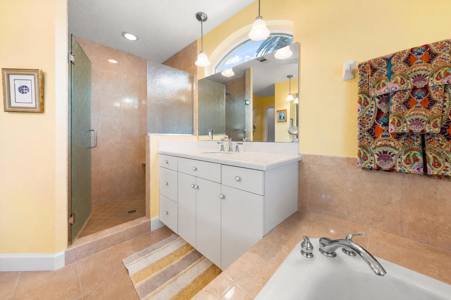 Single Family Residence at 2218 DONATO DR, BELLEAIR BEACH, photo 20 of 38
