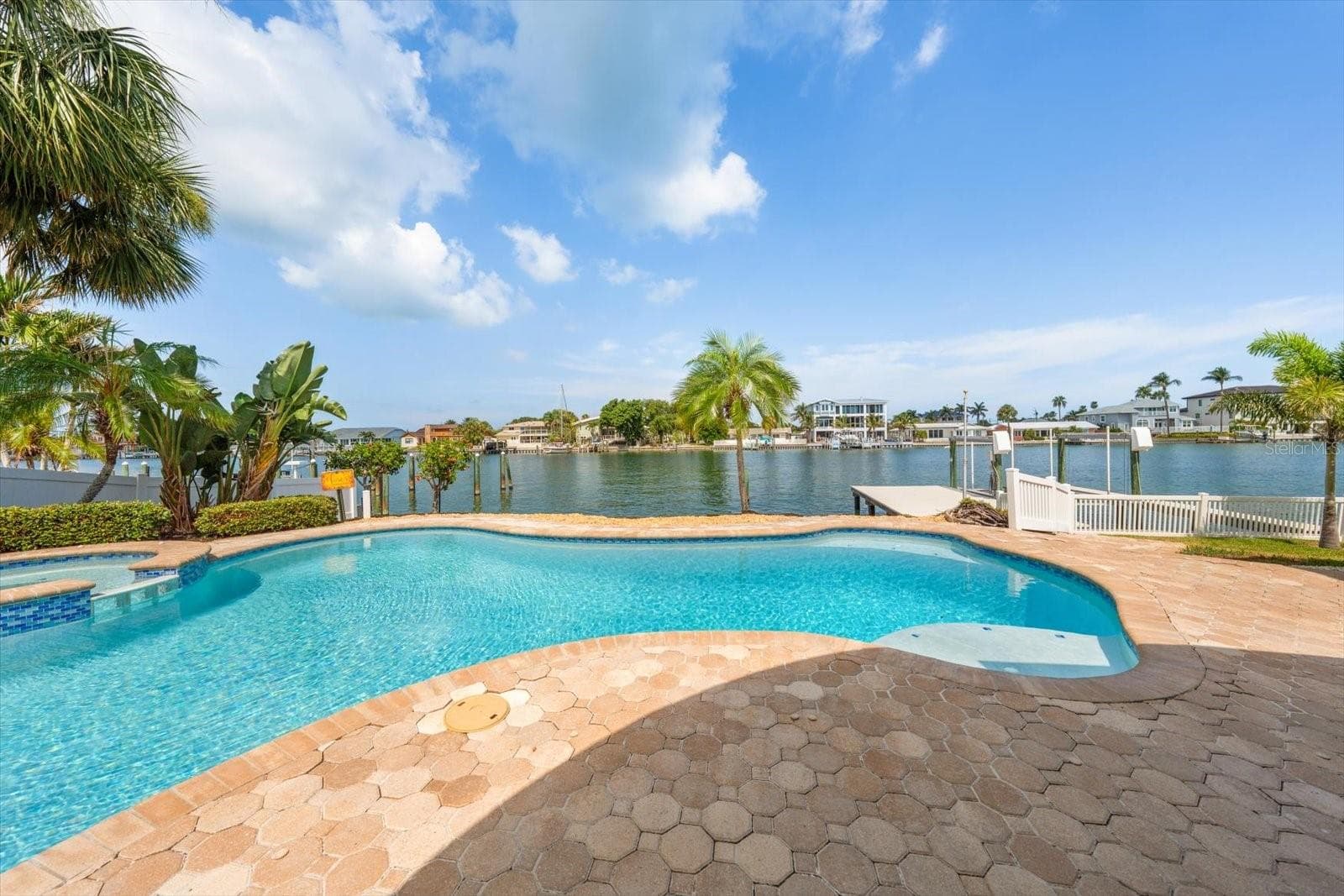 Single Family Residence at 2218 DONATO DR, BELLEAIR BEACH, photo 28 of 38