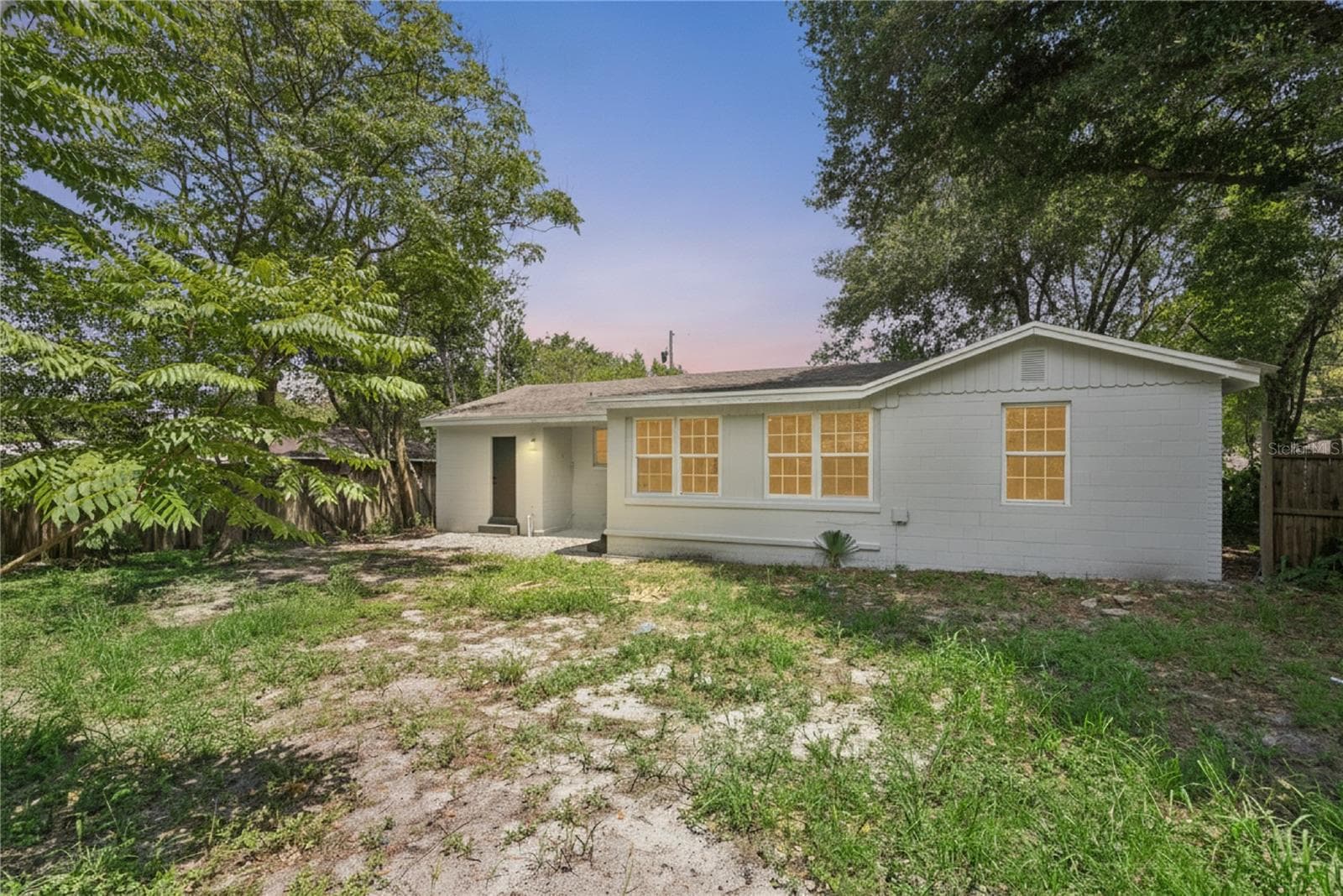 Single Family Residence at 137 LUCERNE DR, DEBARY, photo 28 of 28