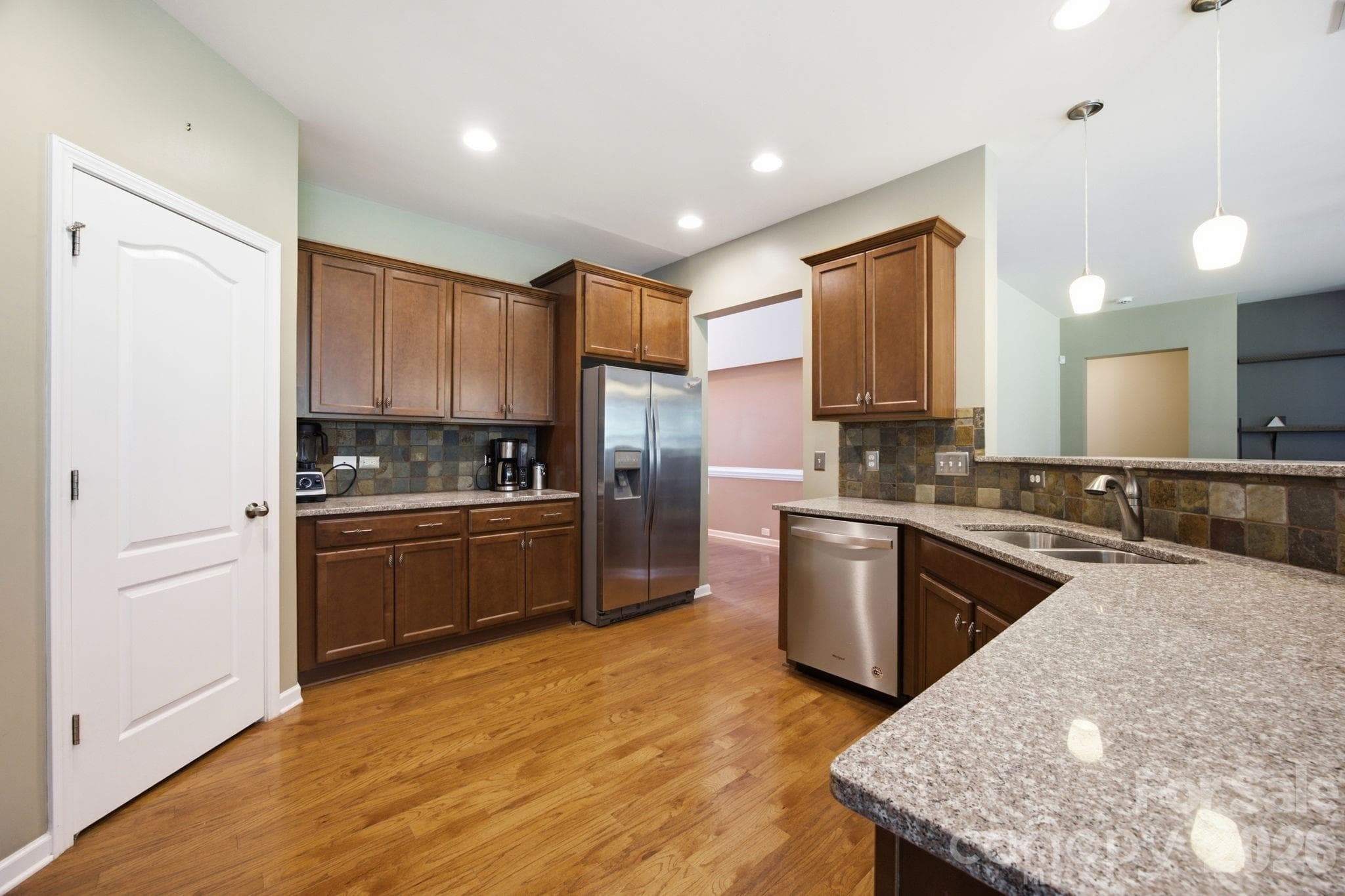 Single Family Residence at 14711 Brannock Hills Drive, Charlotte, photo 9 of 34