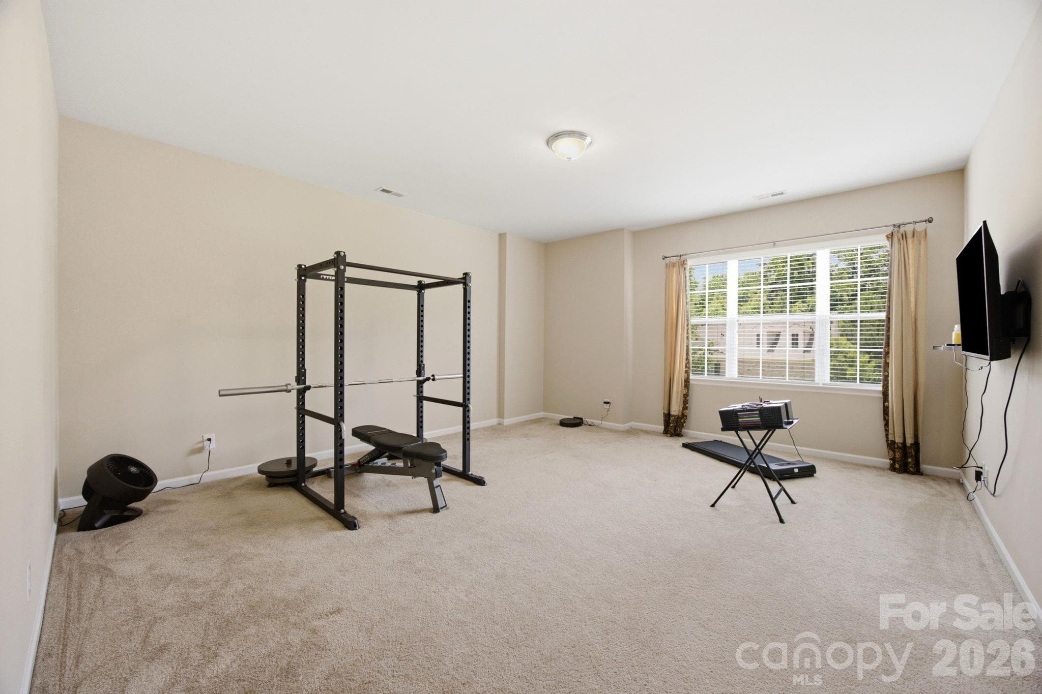 Single Family Residence at 14711 Brannock Hills Drive, Charlotte, photo 19 of 34