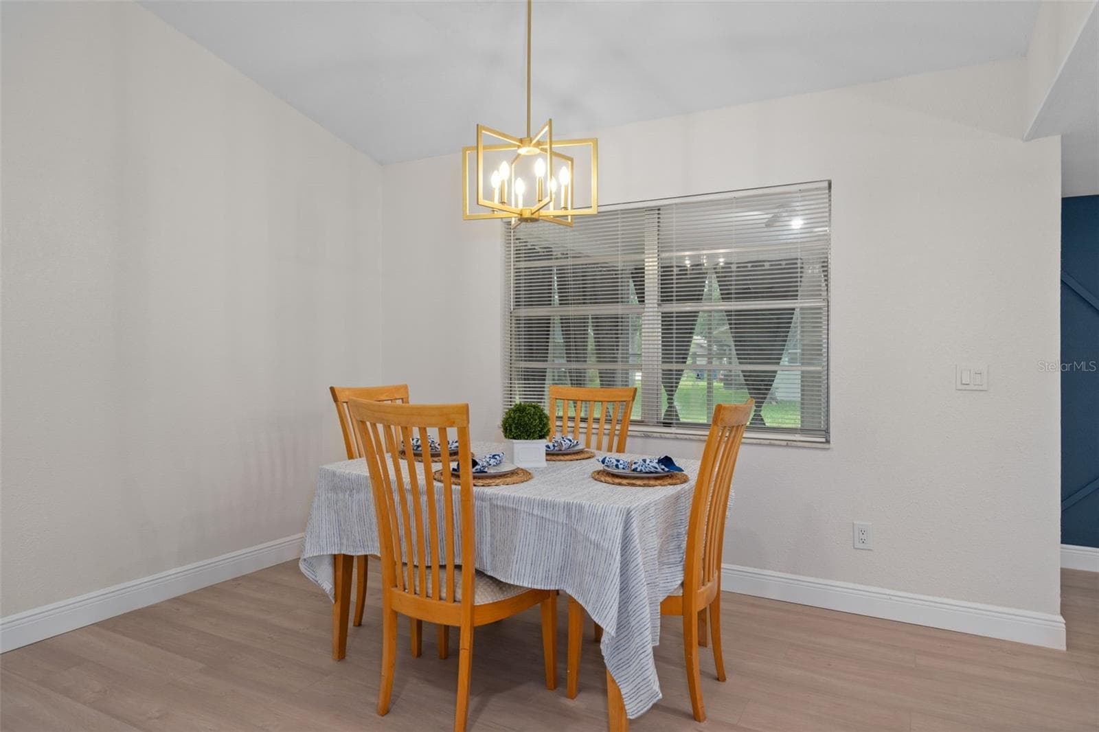 Single Family Residence at 8643 WOODBRIDGE DR, NEW PORT RICHEY, photo 6 of 25