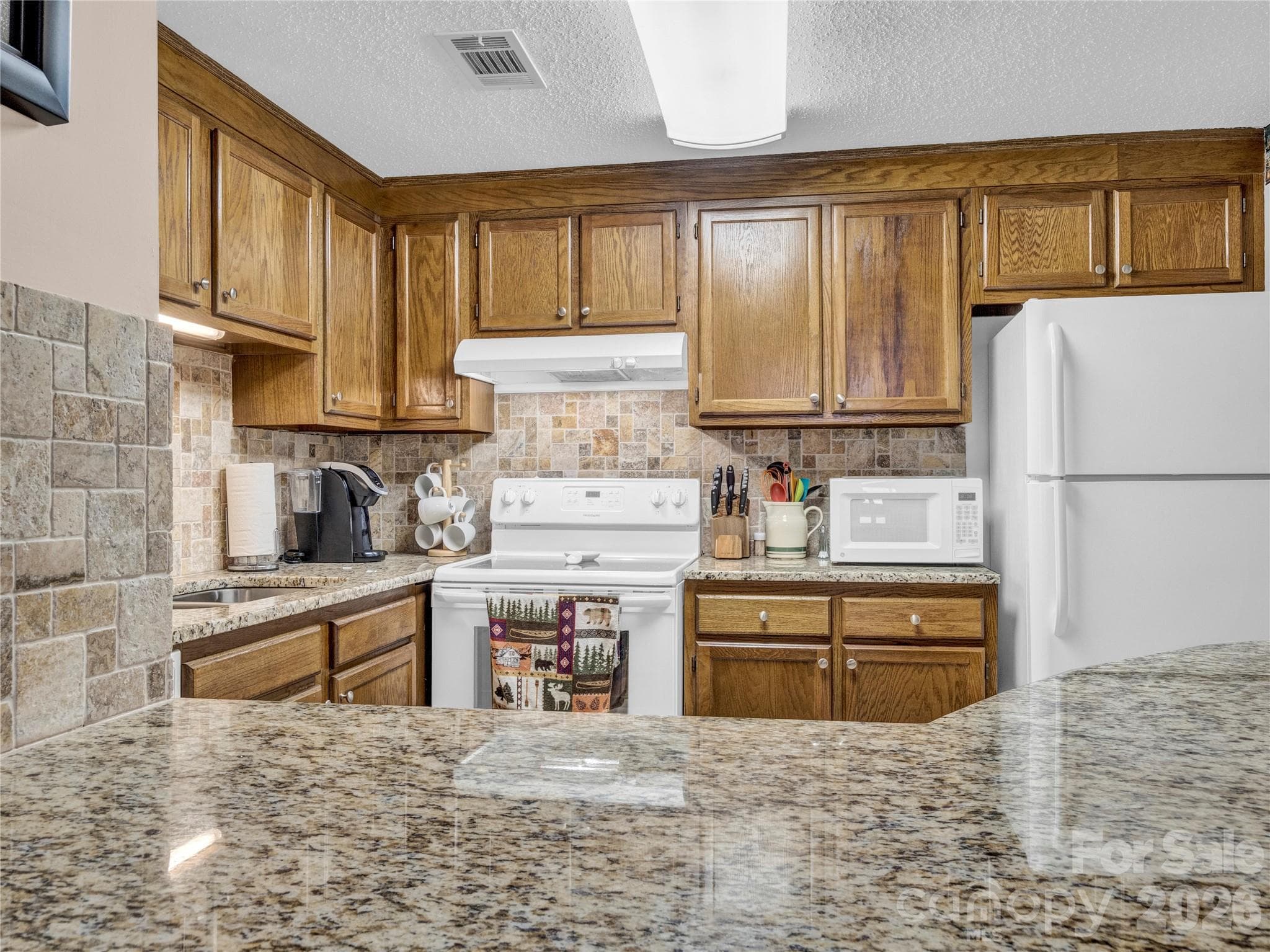 Condominium at 303 Sugar Top Drive, Sugar Mountain, photo 9 of 34