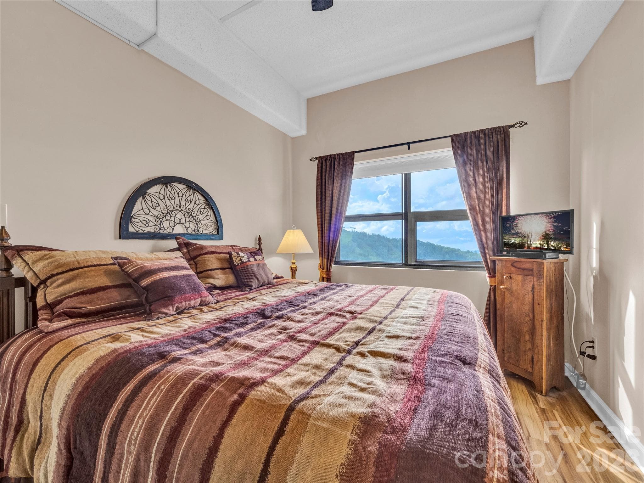 Condominium at 303 Sugar Top Drive, Sugar Mountain, photo 14 of 34