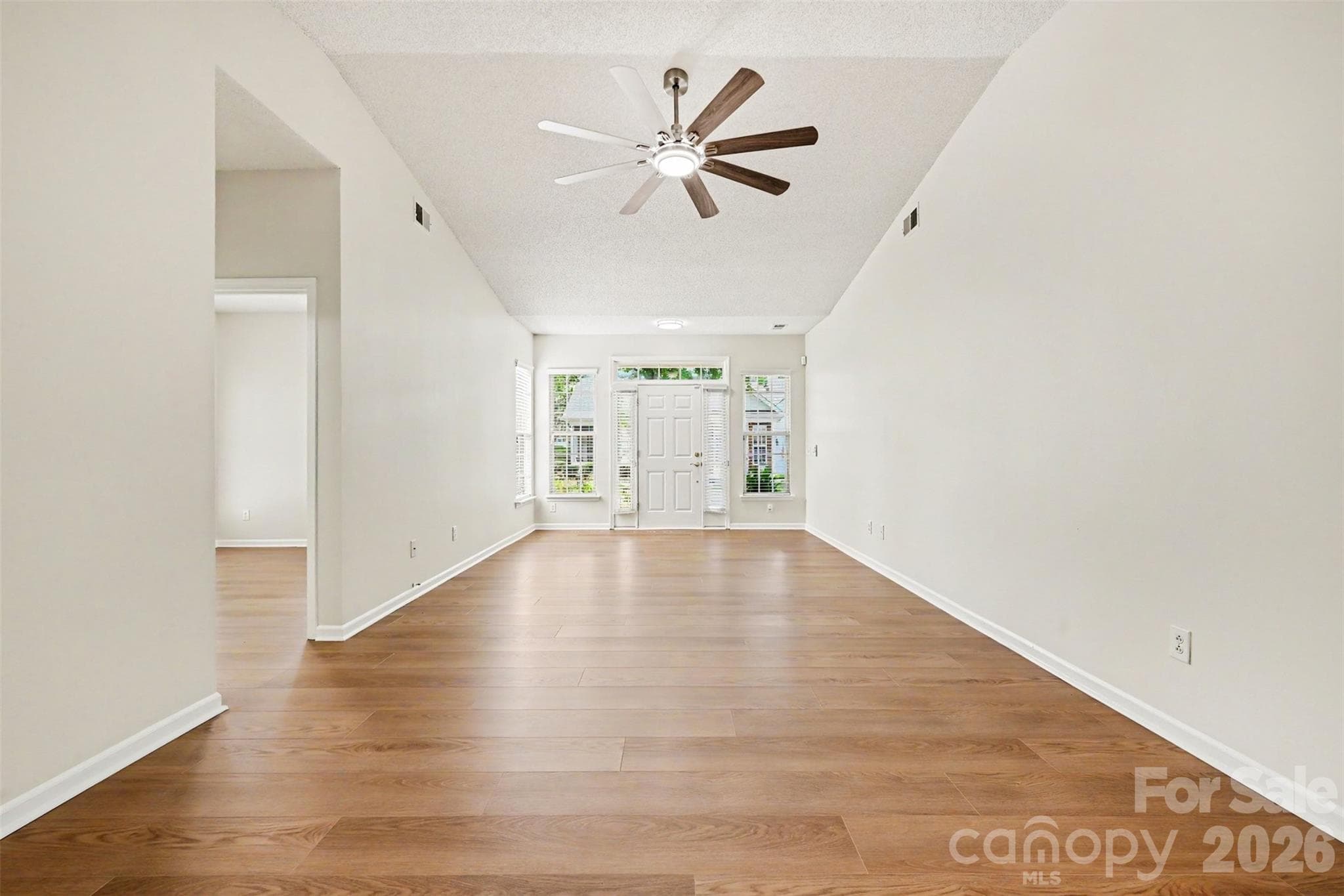 Condominium at Charlotte, photo 9 of 34