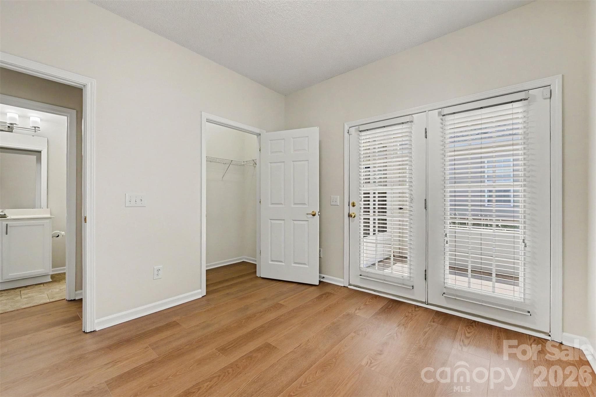 Condominium at Charlotte, photo 25 of 34