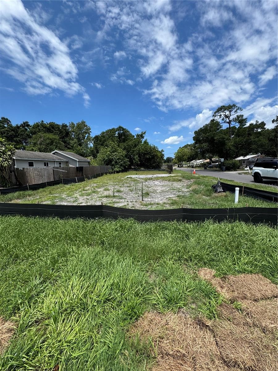 Land at 4240 40TH ST N, ST PETERSBURG, photo 2 of 5