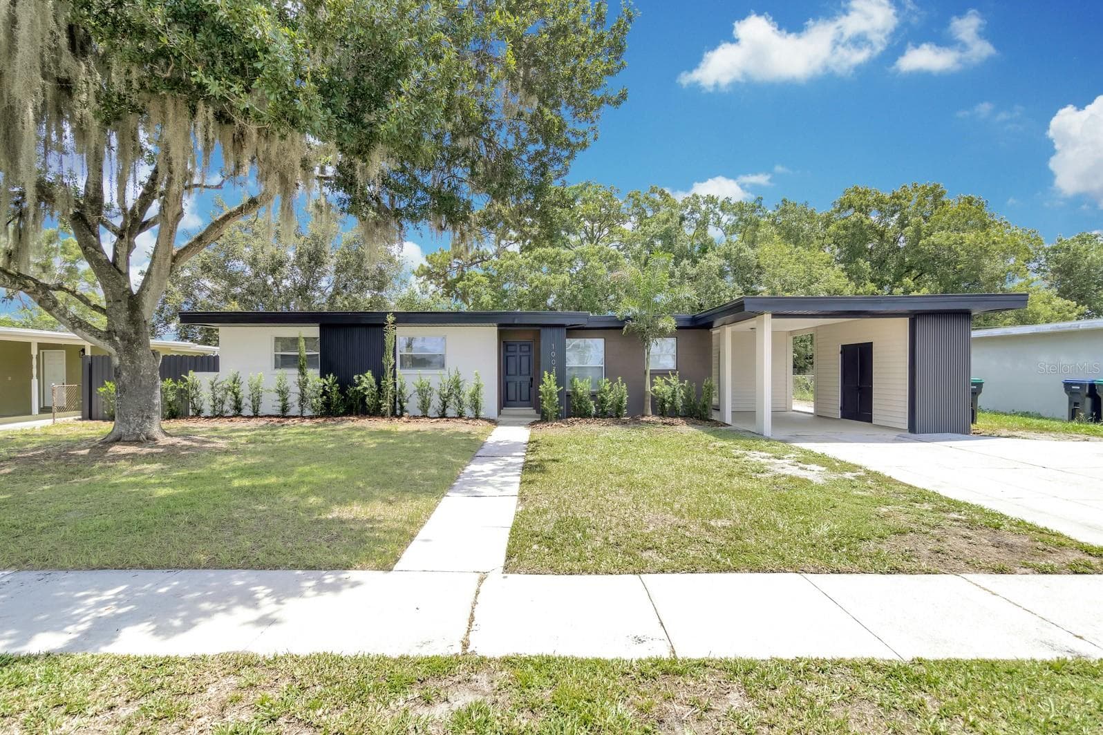 Single Family Residence at 1007 EGAN DR, ORLANDO, photo 2 of 30
