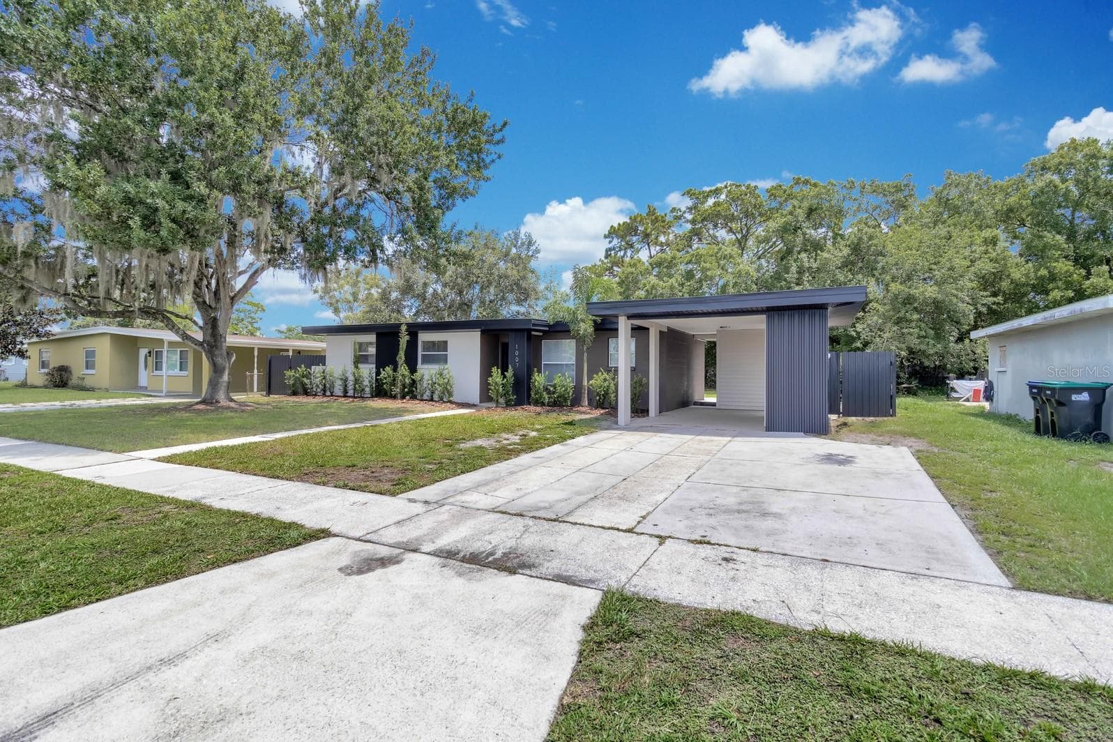 Single Family Residence at 1007 EGAN DR, ORLANDO, photo 3 of 30