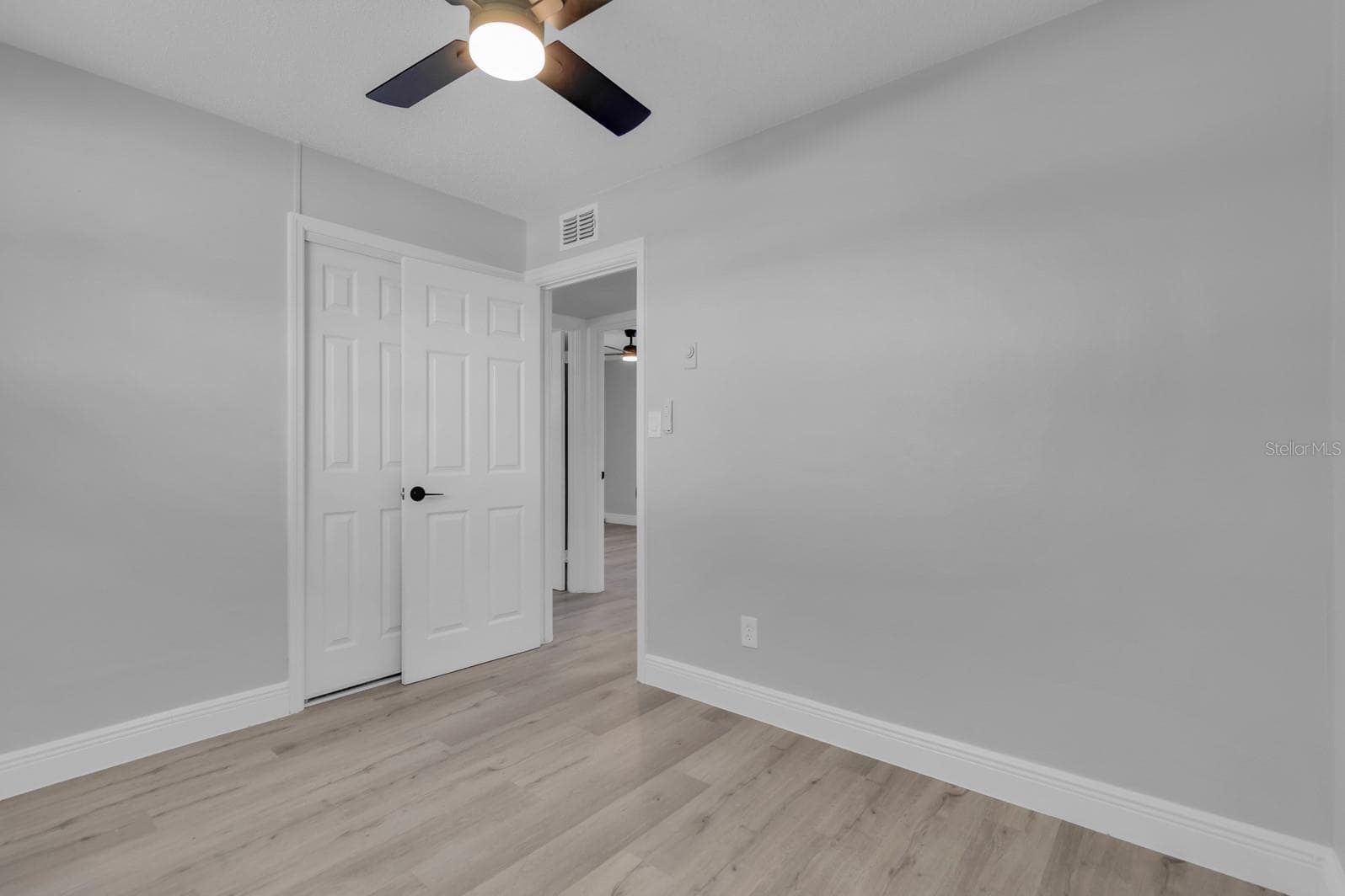 Single Family Residence at 1007 EGAN DR, ORLANDO, photo 9 of 30