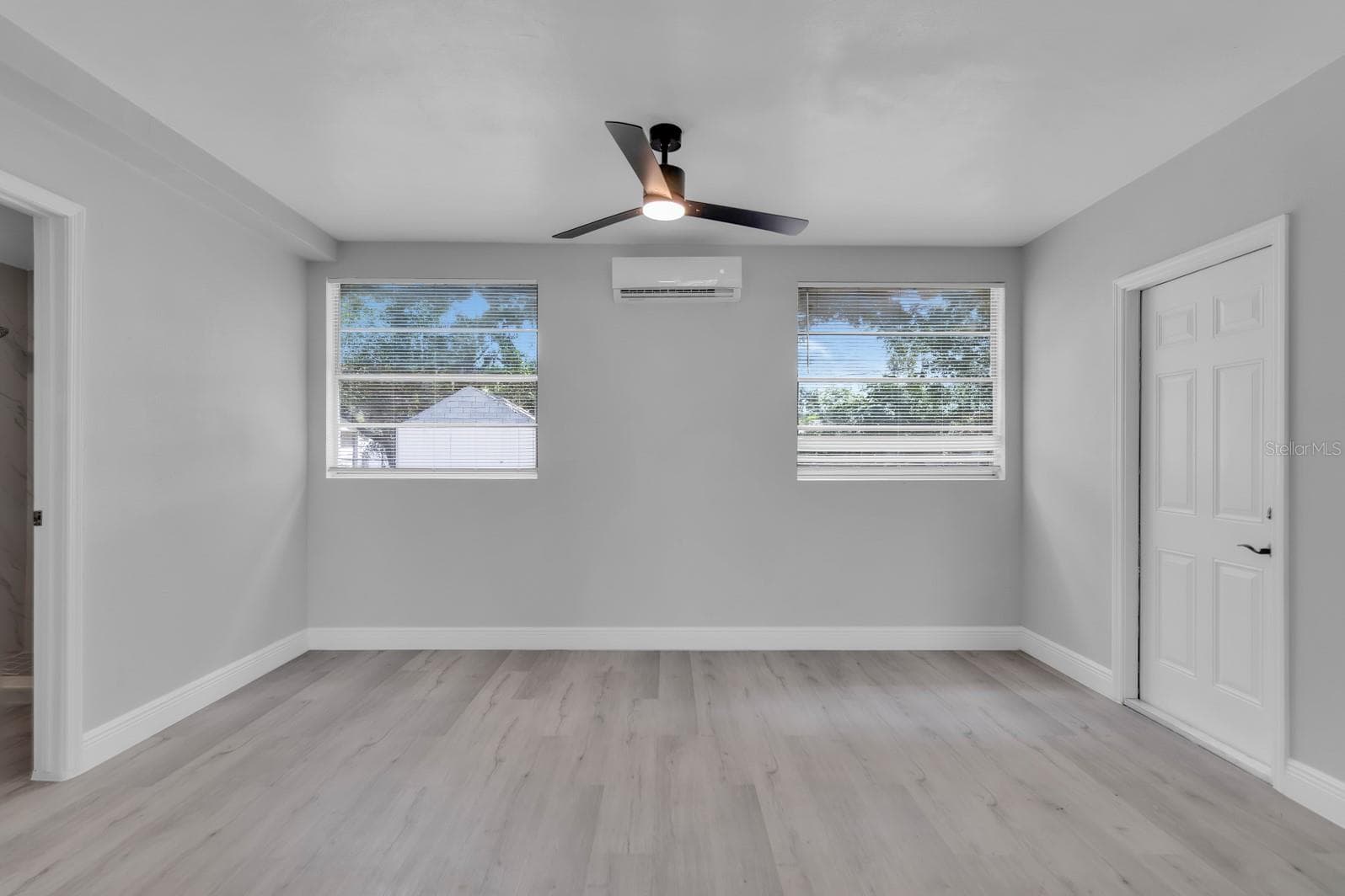 Single Family Residence at 1007 EGAN DR, ORLANDO, photo 12 of 30