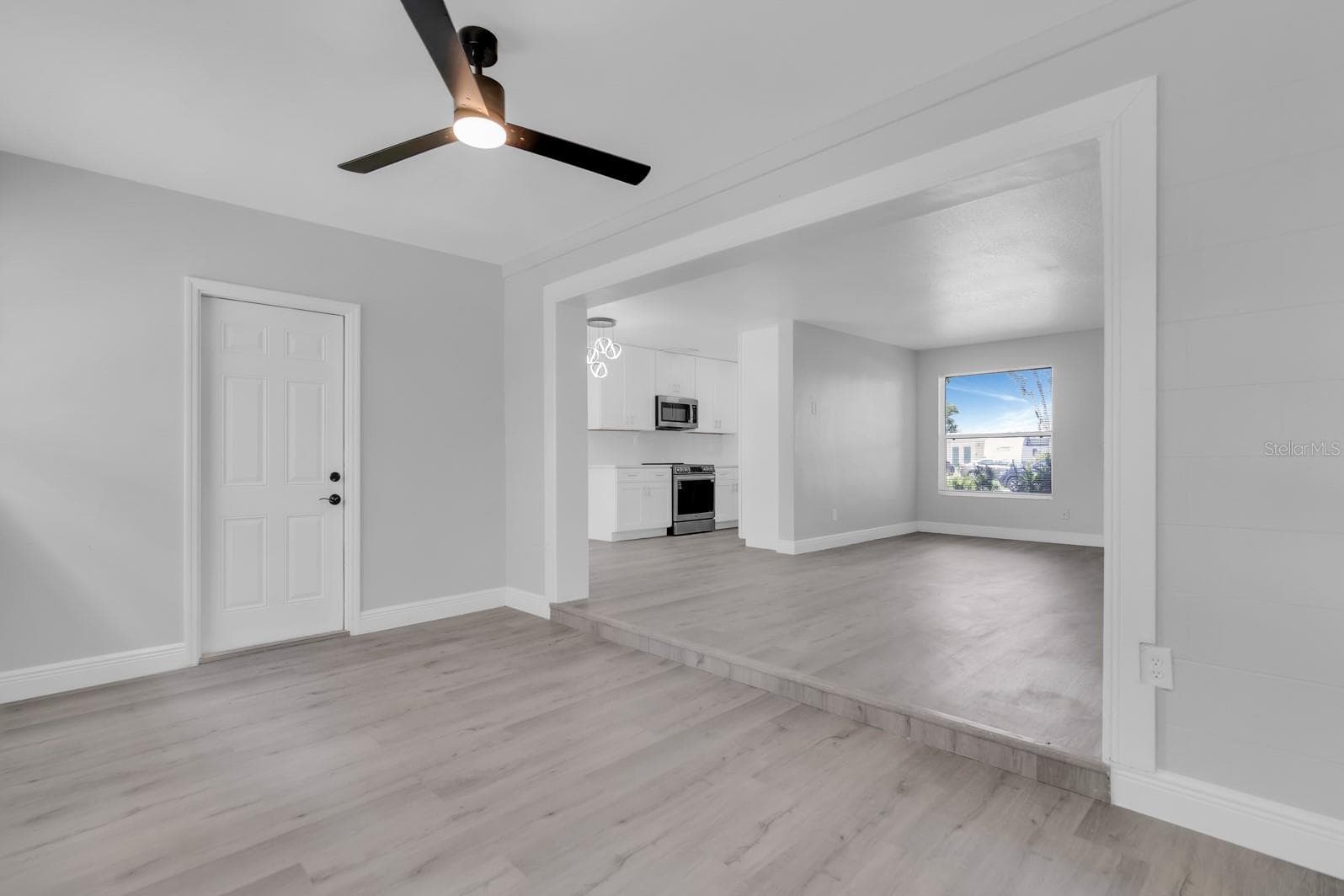 Single Family Residence at 1007 EGAN DR, ORLANDO, photo 15 of 30