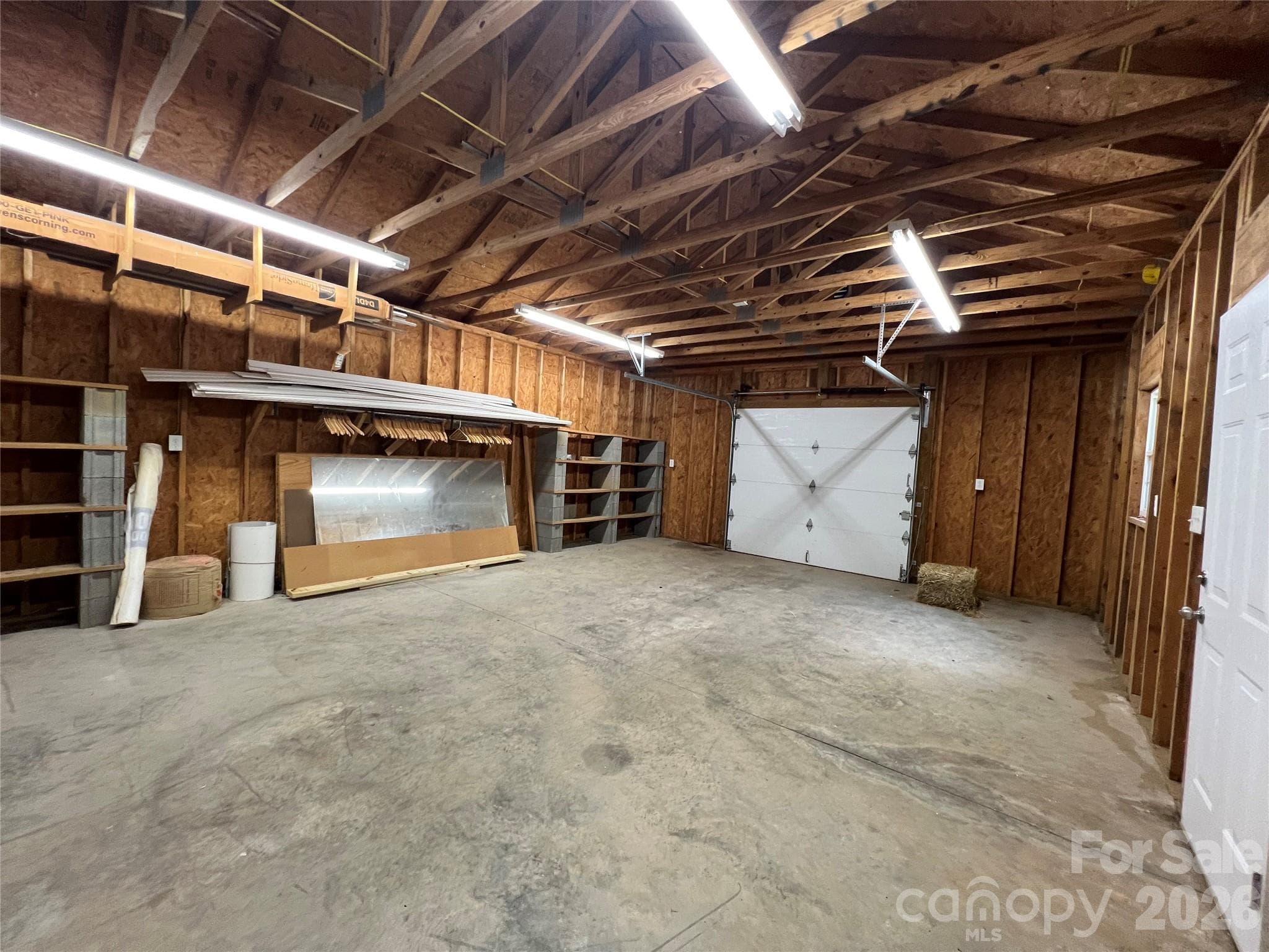 Single Family Residence at 245 Jermane Road, New London, photo 7 of 40